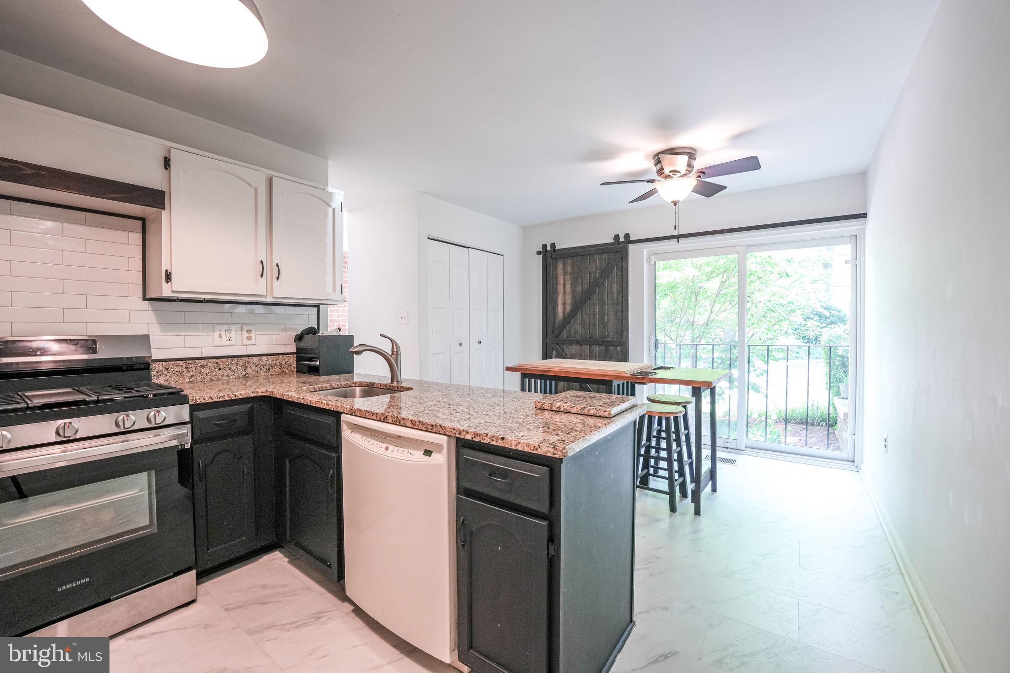 AMERICANA FAIRFAX - Residential Lease