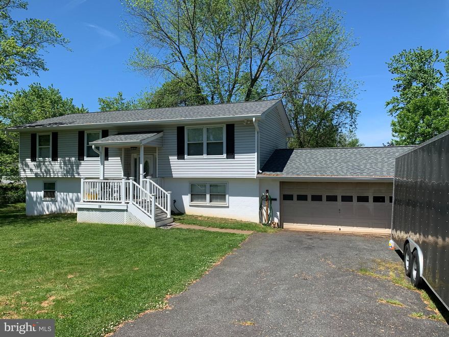 LOVELY HOME LOCATED IN THE HEART OF NORTH STAFFORD.  FULLY REMODELED KITCHEN  WITH NEW CABINETS, GRANITE COUNTERTOPS, GRANITE COMPOSITE SINK, CAROUSEL POT & PAN CABINET, SAMSUNG BLACK STAINLESS STOVE, MICROWAVE, DISH WASHER & FRIDGE. REMODELED   BATHS.  NEWER HVAC SYSTEM,  REPLACED  WITH LENNOX.  NEWER SIDING ON HOUSE & SHED, NEWER ROOF ON HOUSE & SHED, NEWER GUTTERS SOFFITS & WINDOW TRIM VINYL WRAPPED.  2 CAR GARAGE, FENCED BACK YARD, DECK.  LARGE FINISHED LOWER LEVEL. LOCATED ON QUIET CUL-DE-SAC.  CLOSE TO SHOPPING, I-95 , SCHOOLS AND RESTAURANTS. THIS HOME IS A MUST SEE! PROFESSIONAL PHOTOS COMING SOON.