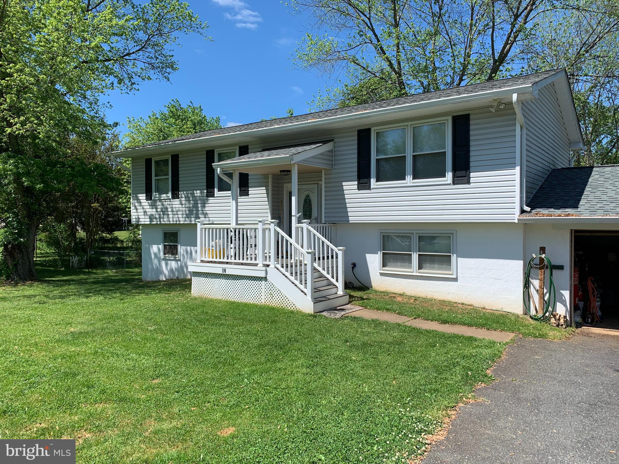 OAKRIDGE / COUNTRY RIDGE - Residential