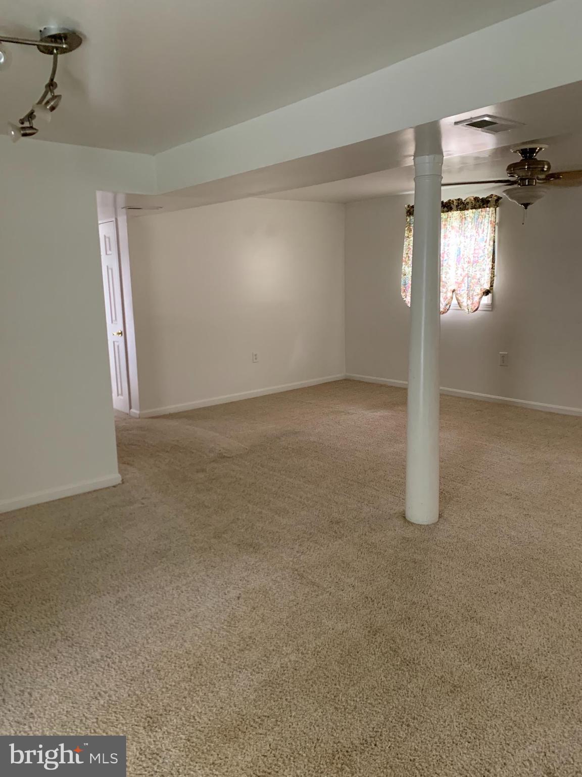 OAKRIDGE / COUNTRY RIDGE - Residential