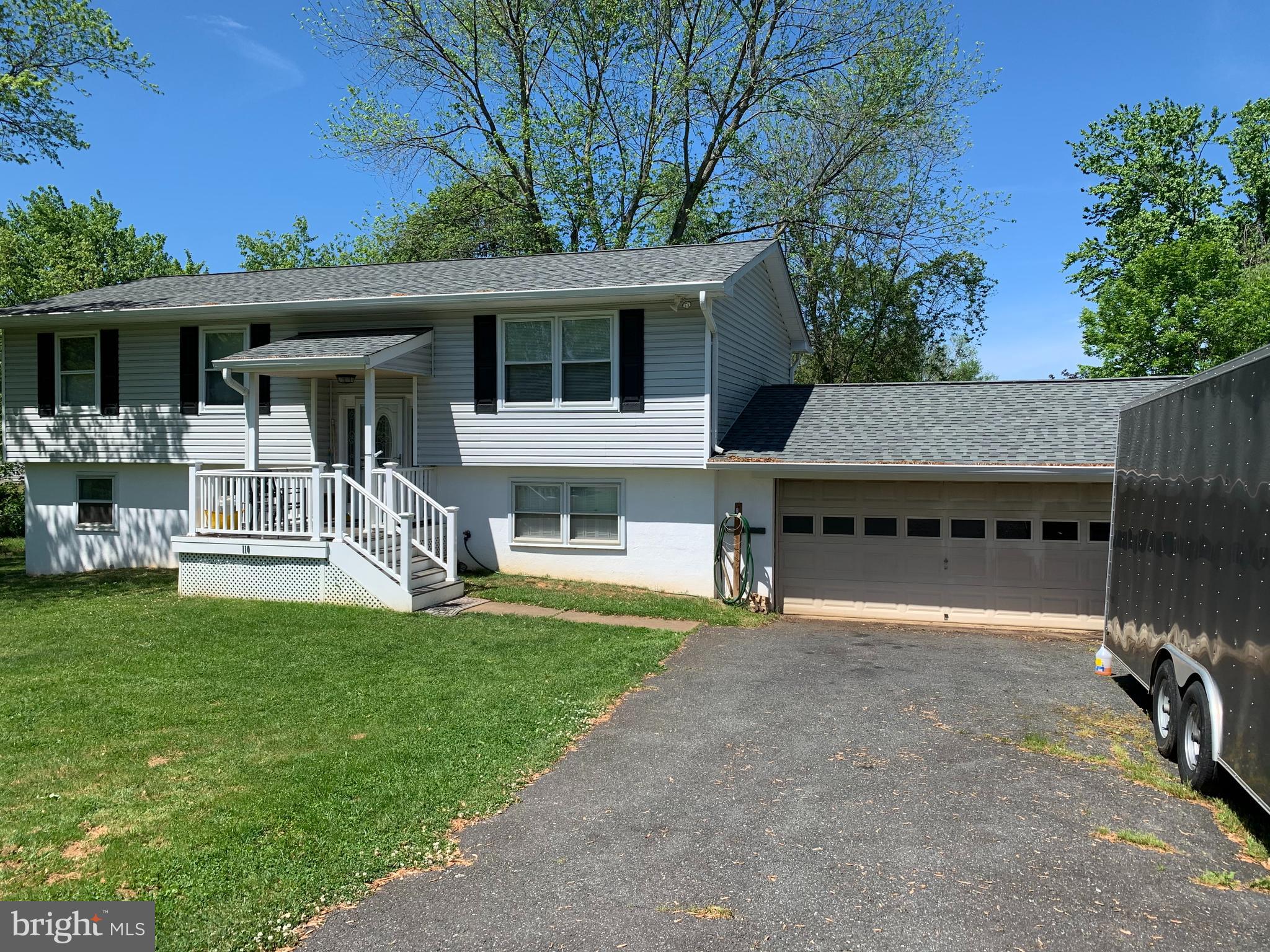 OAKRIDGE / COUNTRY RIDGE - Residential