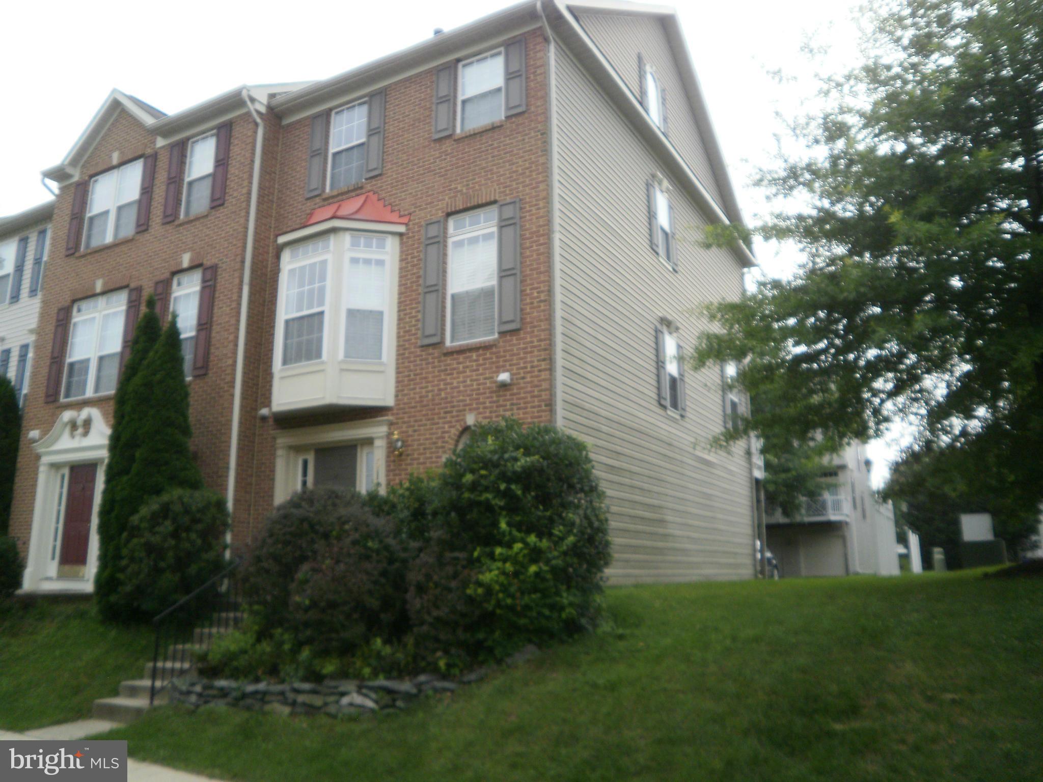 OVERLOOK - Residential Lease