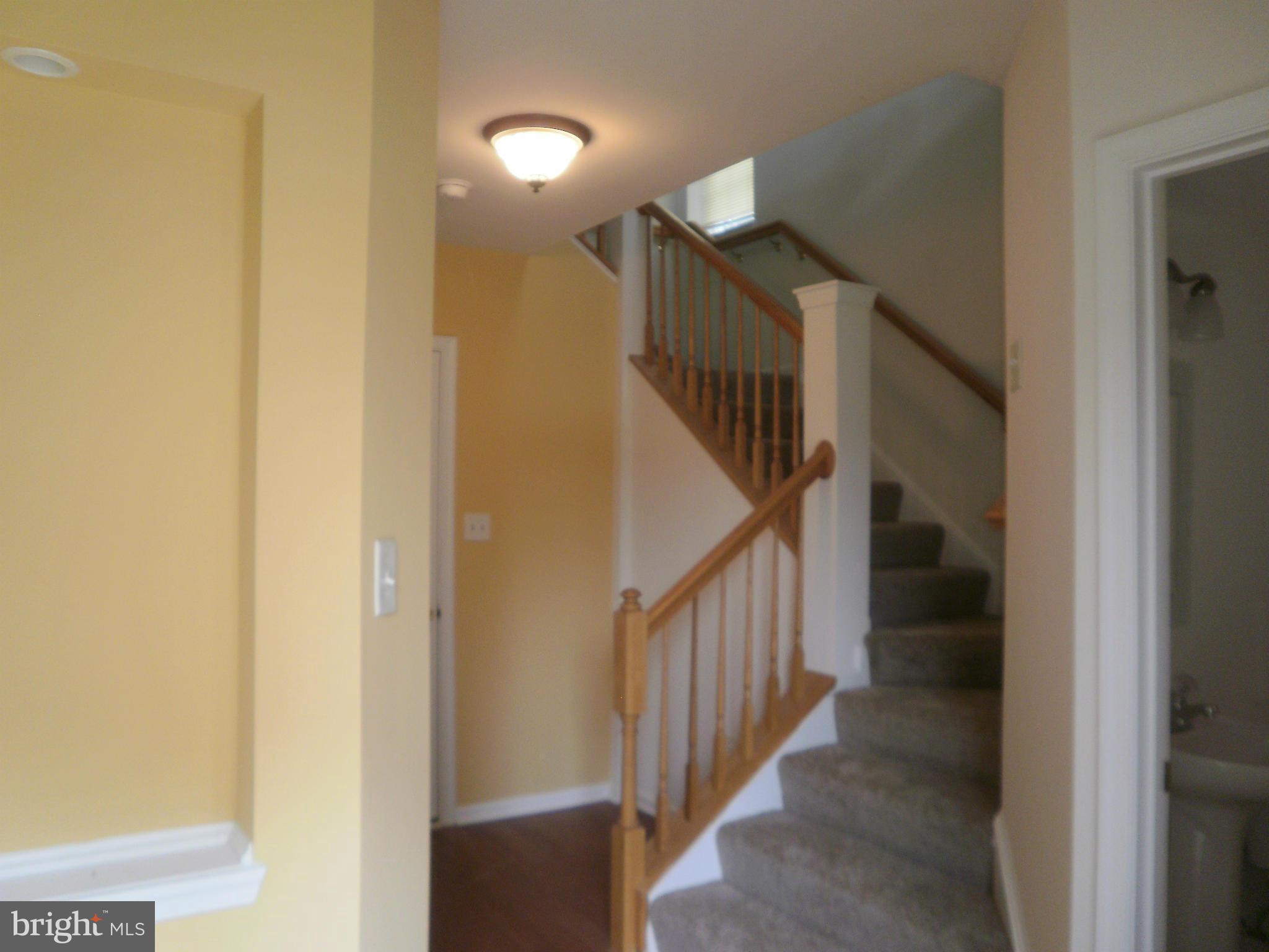 OVERLOOK - Residential Lease