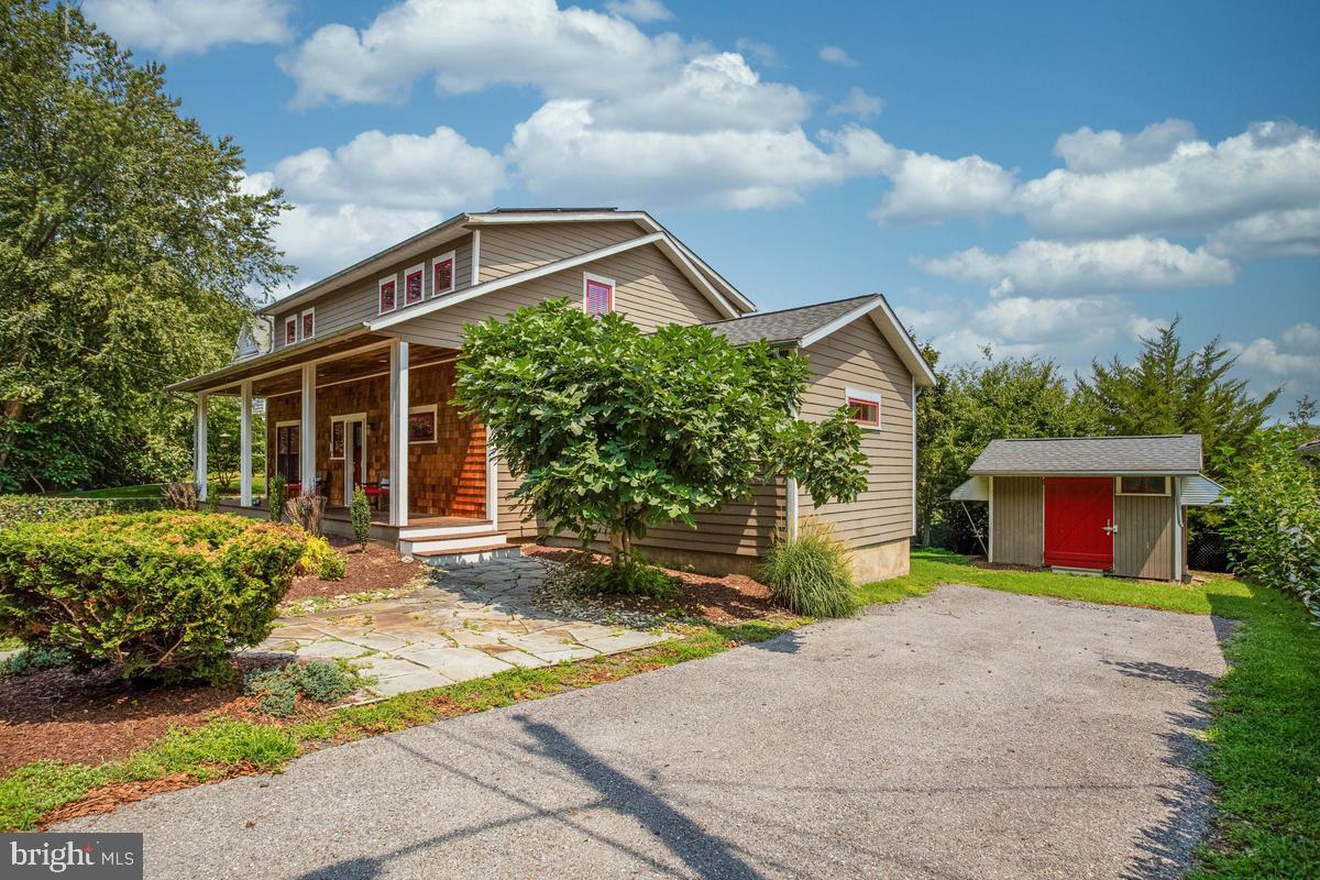 219 LOCKWOOD COURT