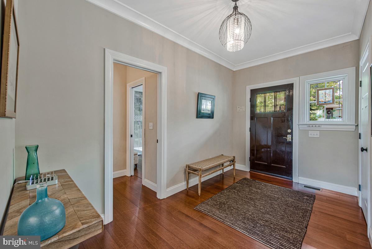 219 LOCKWOOD COURT