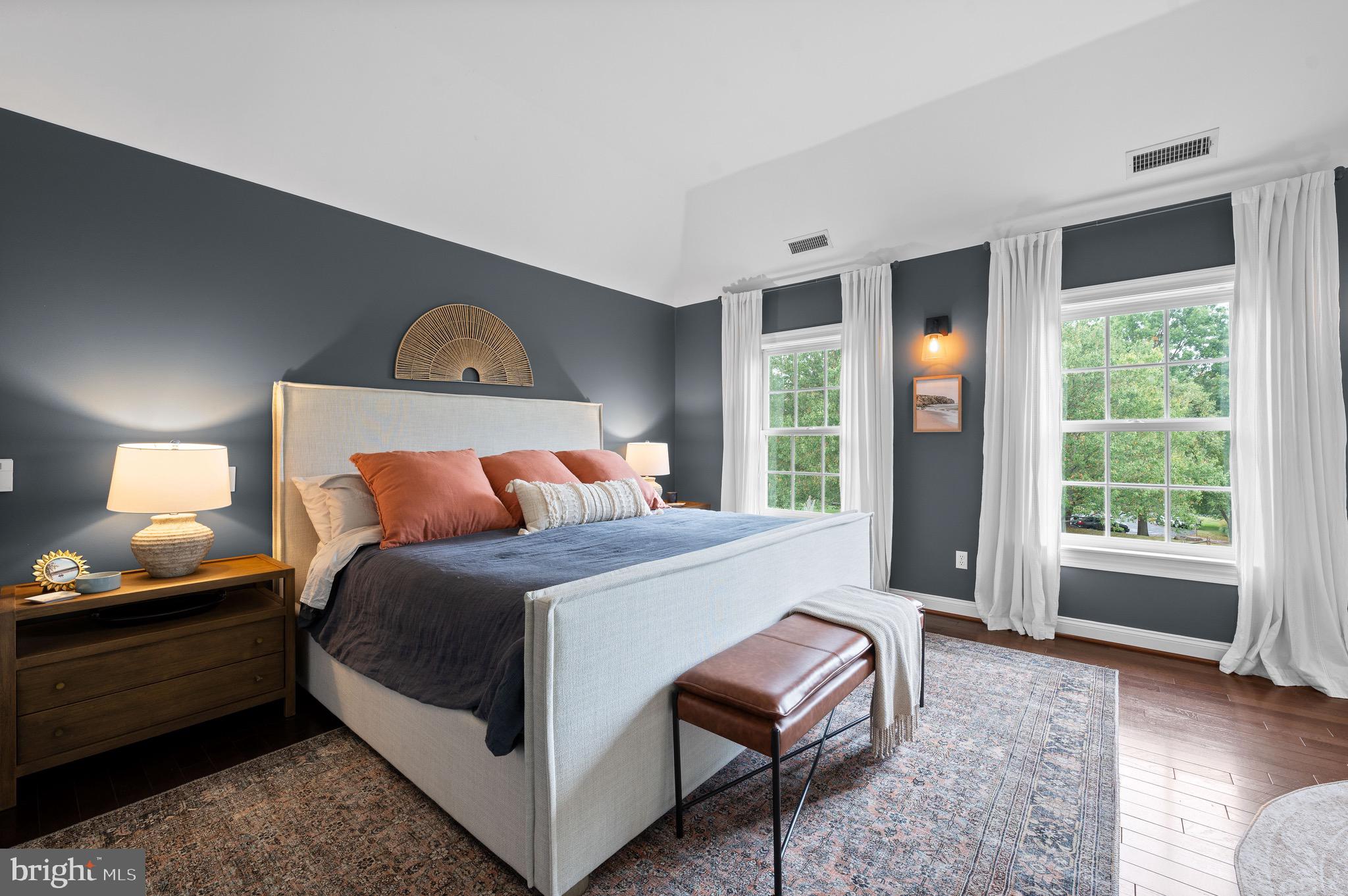 HORSESHOE FARM - Residential