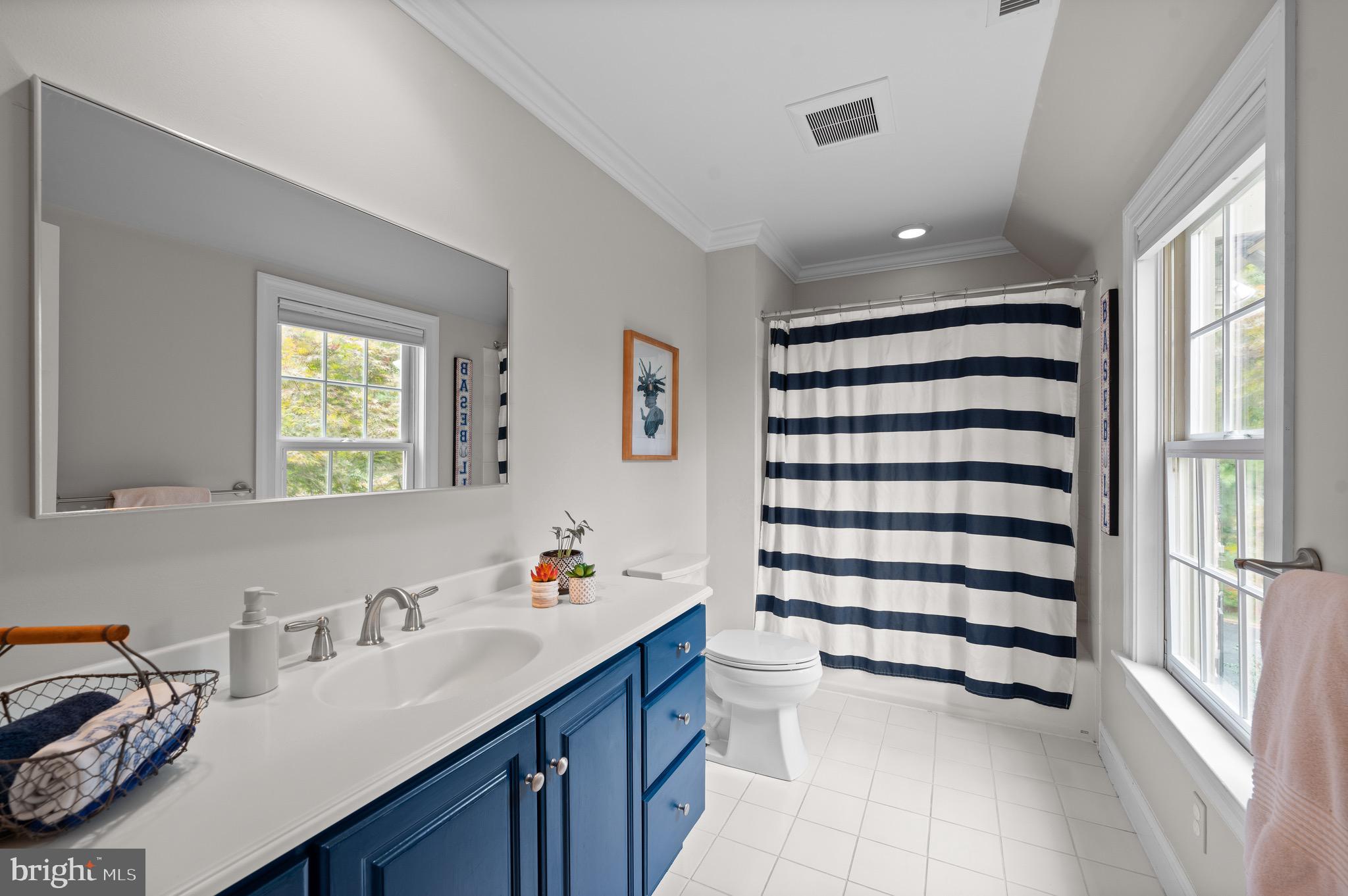 HORSESHOE FARM - Residential