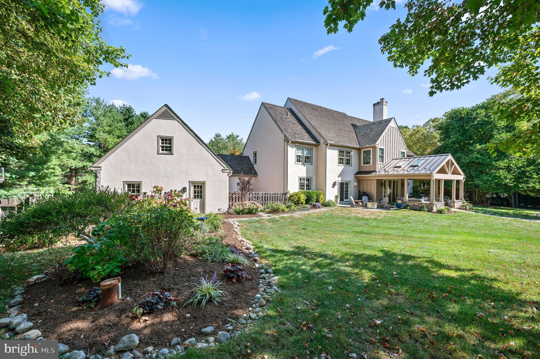 HORSESHOE FARM - Residential