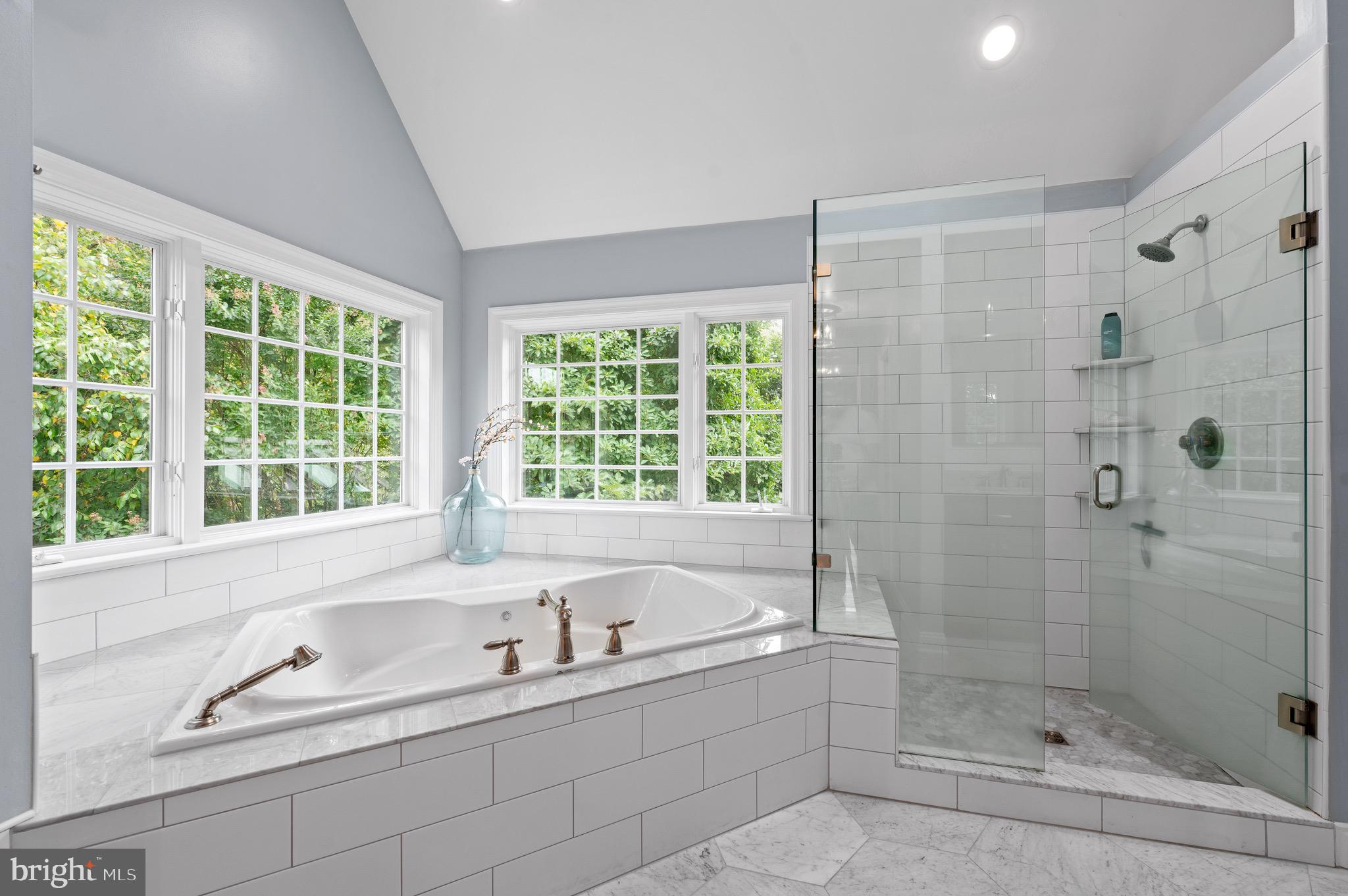 HORSESHOE FARM - Residential