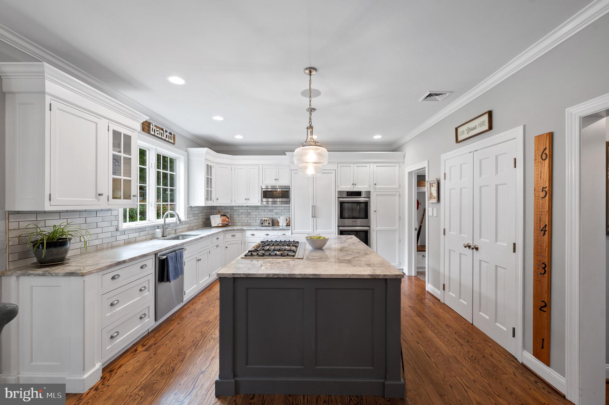 HORSESHOE FARM - Residential