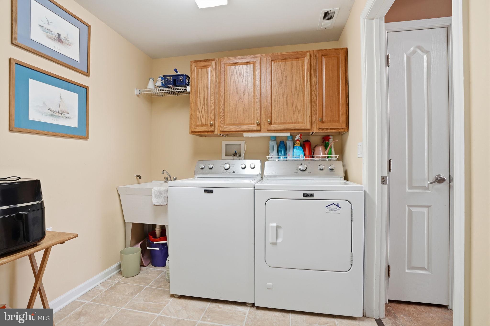 LEGACY OAKS - Residential