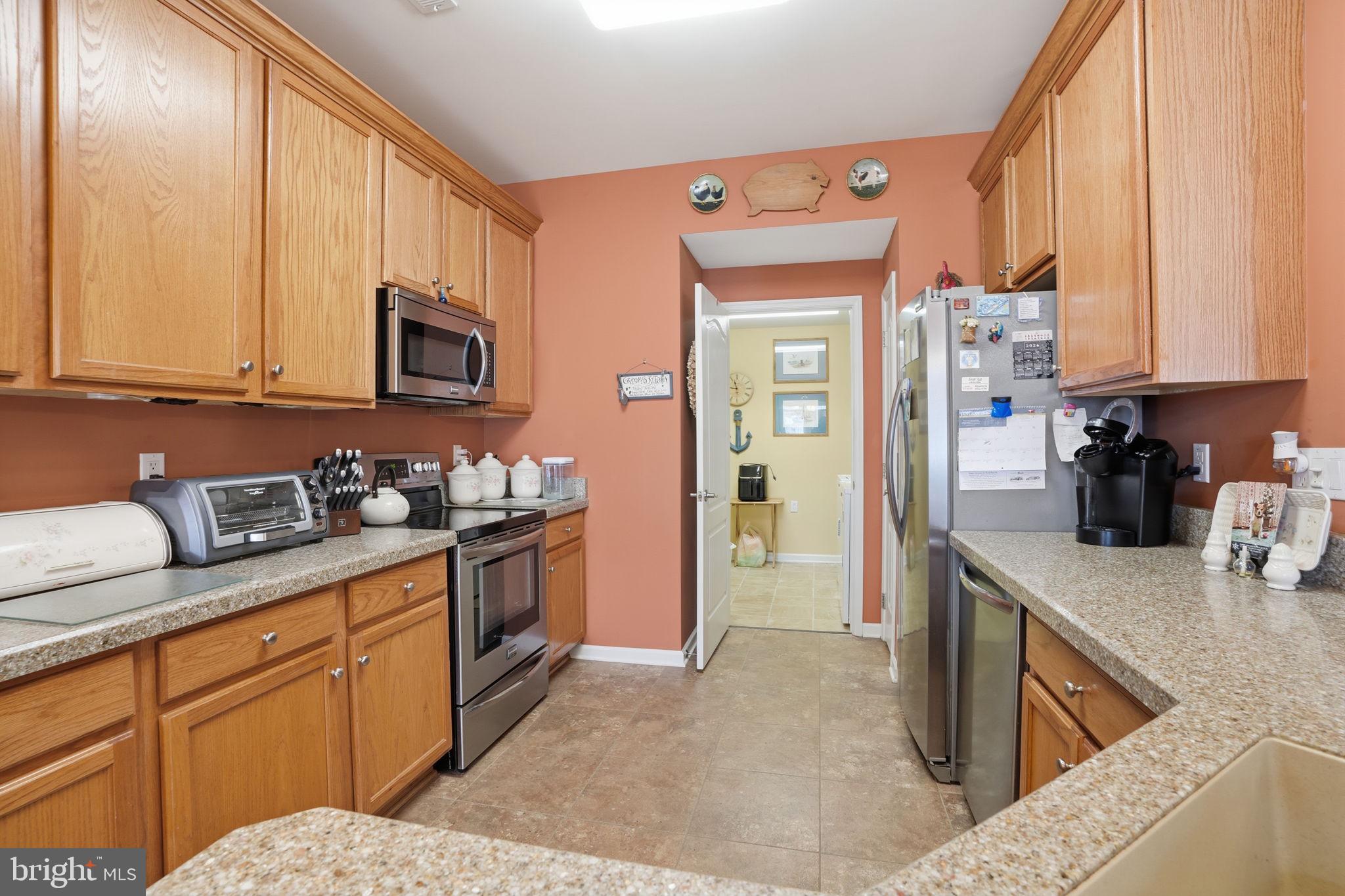 LEGACY OAKS - Residential