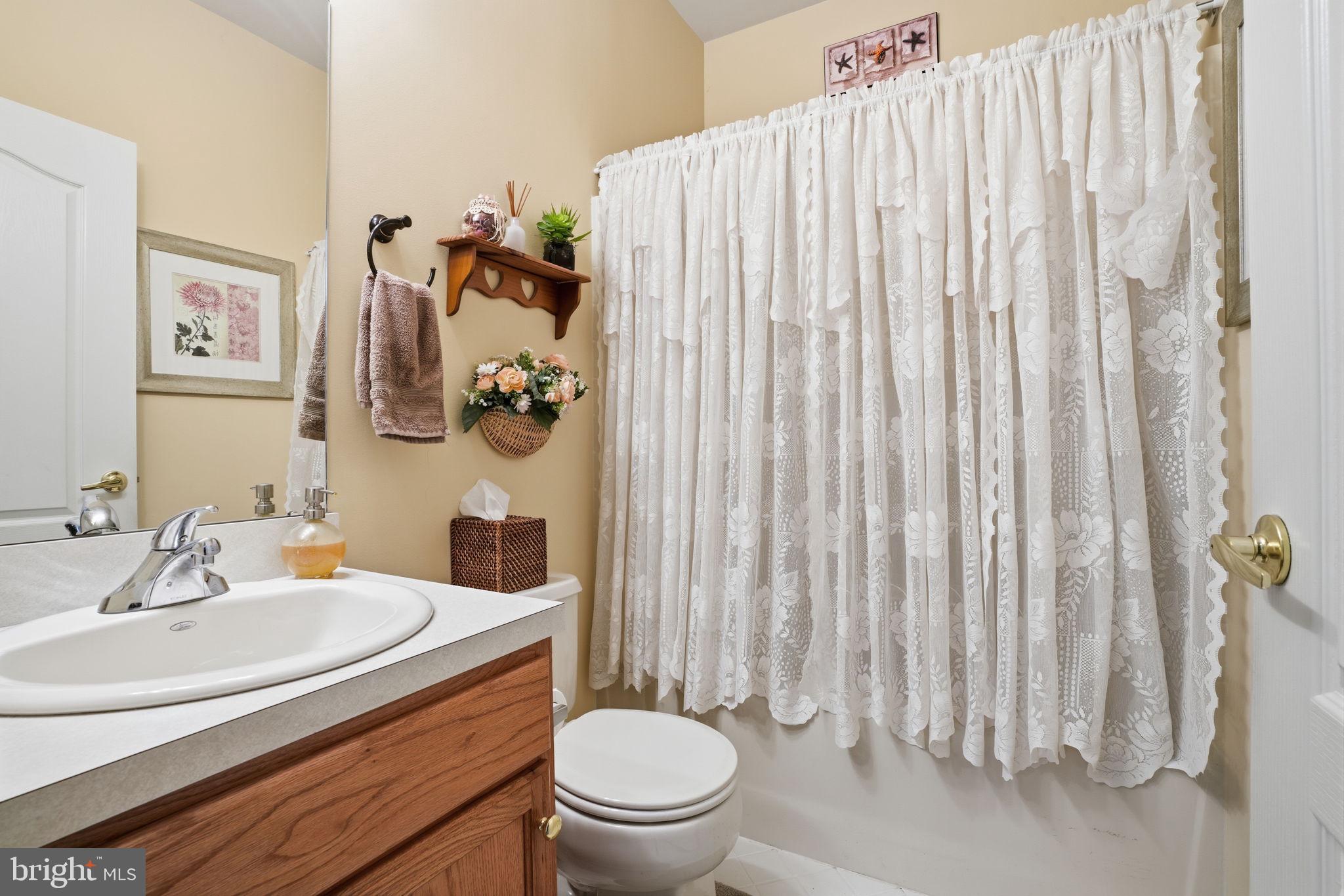 LEGACY OAKS - Residential