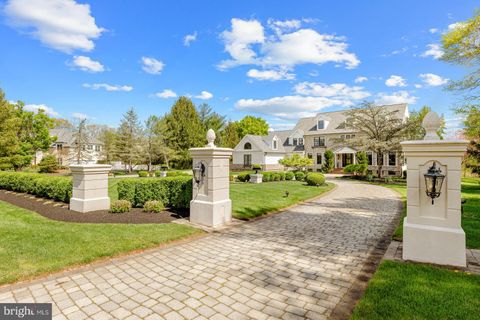 24 WEATHERFIELD DRIVE NEWTOWN PA 18940
