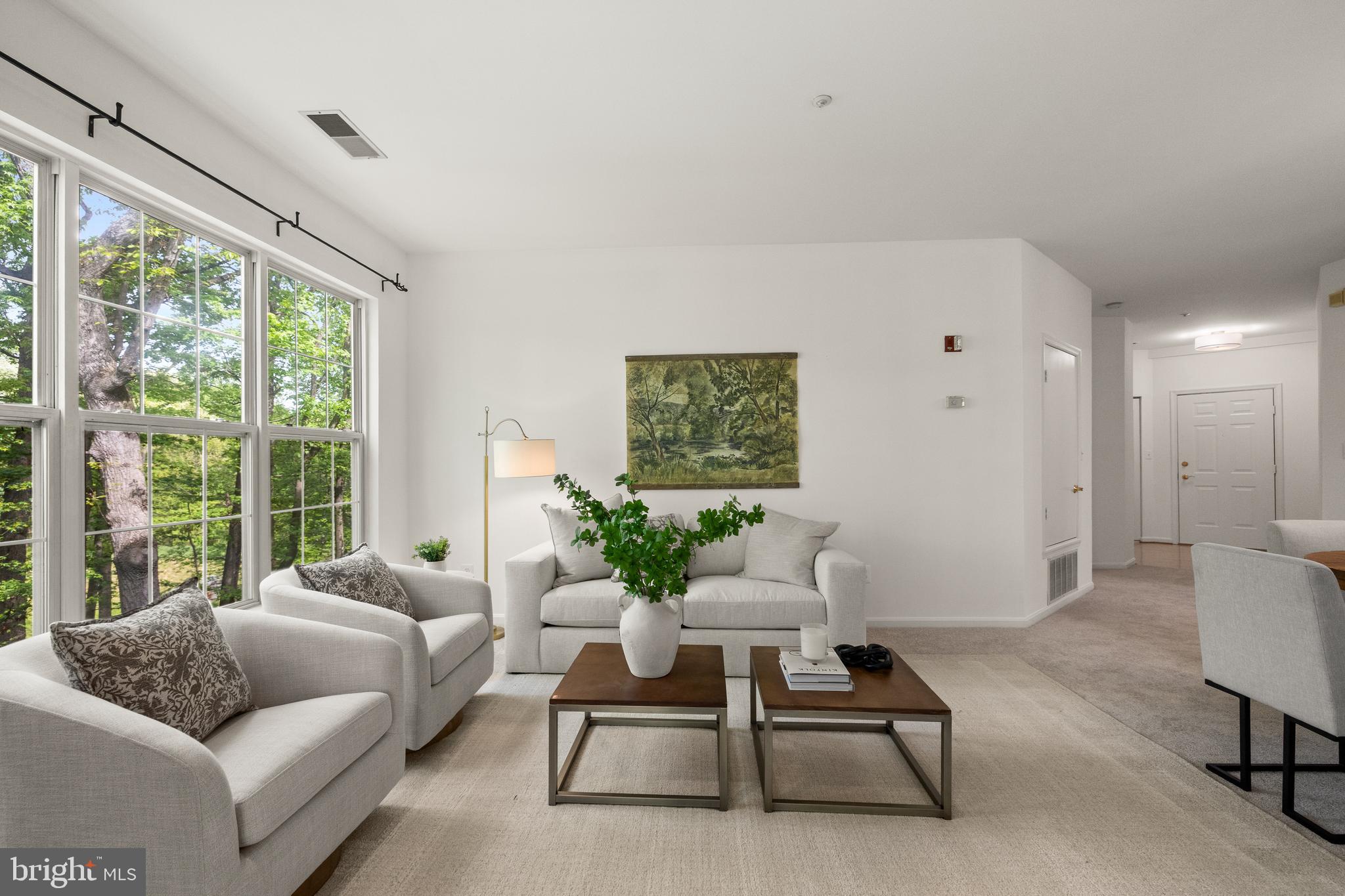 ISLAND CREEK - Residential