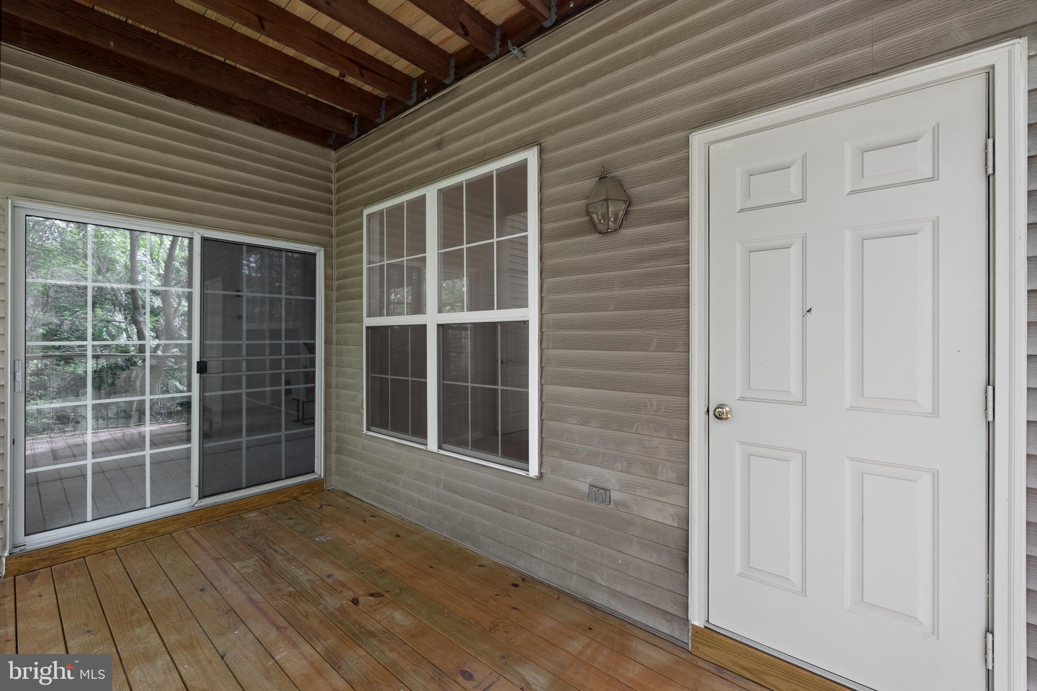 ISLAND CREEK - Residential