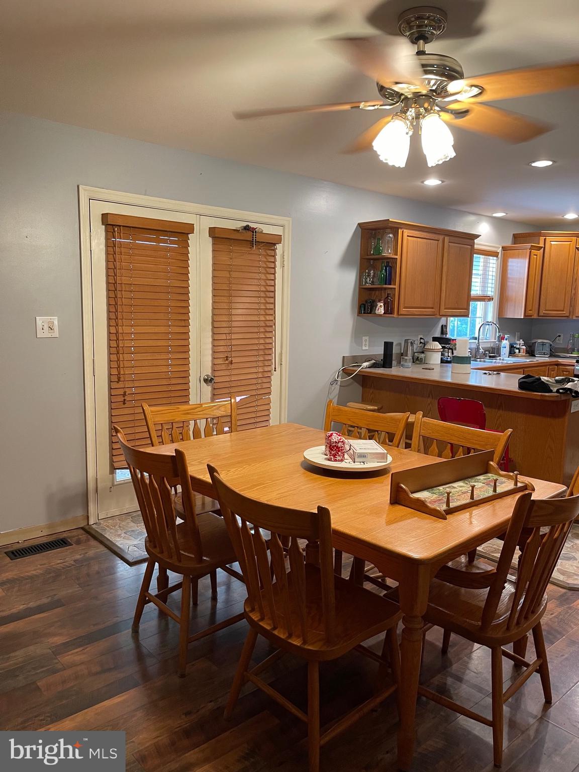 SHAW MOUNT - Residential