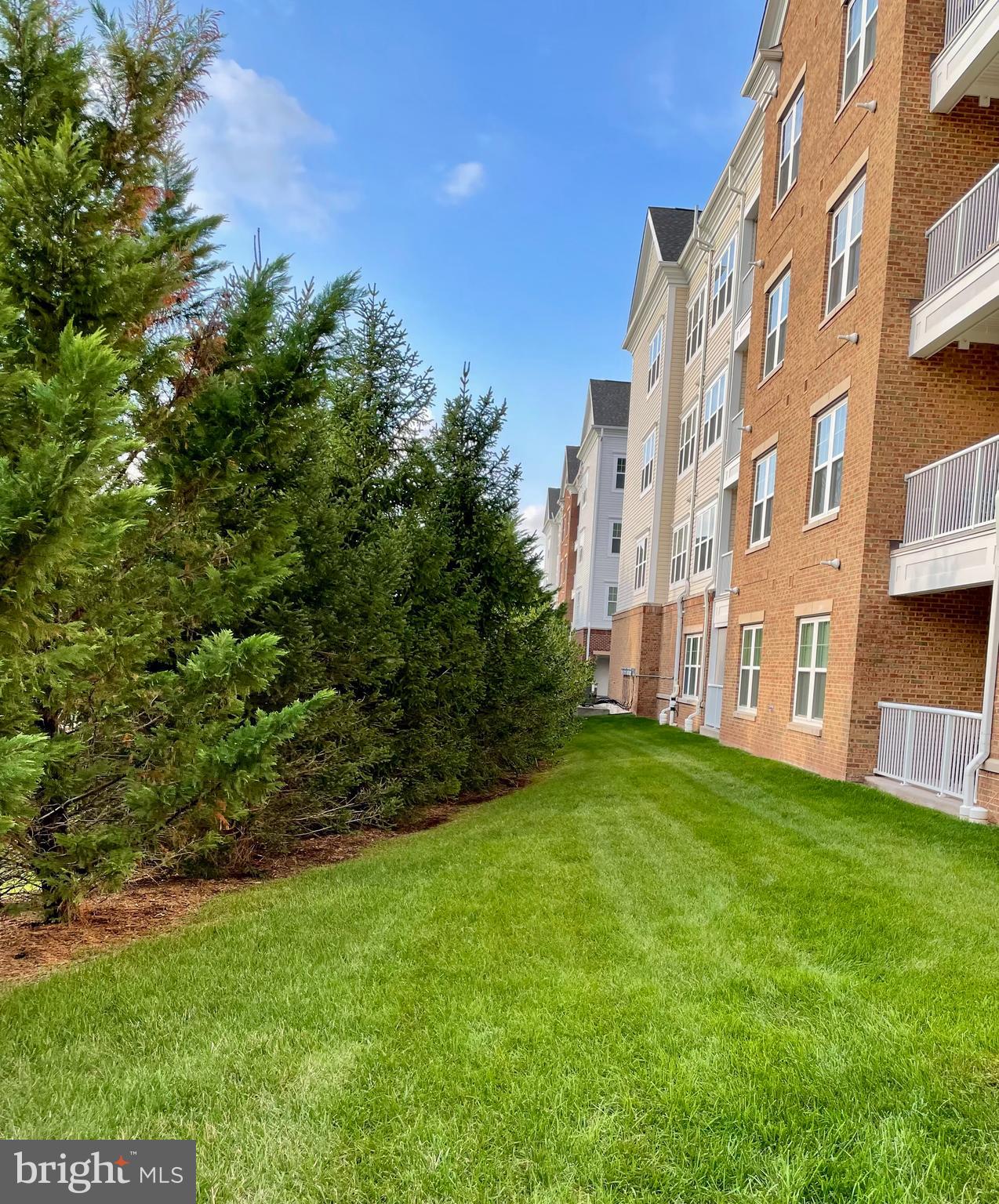 20515 LITTLE CREEK TERRACE 101