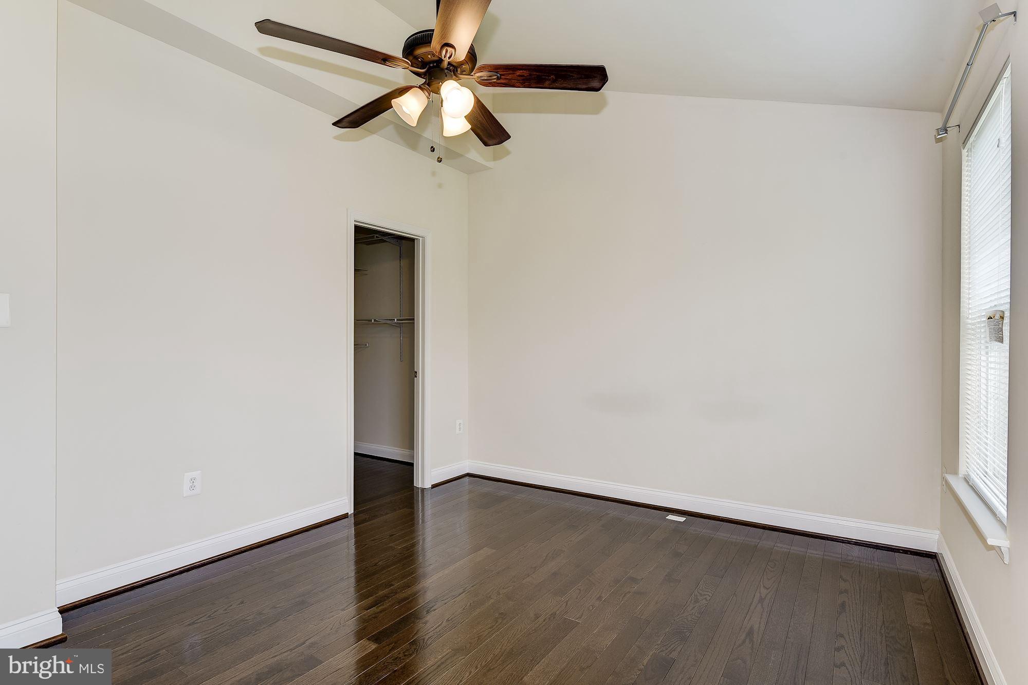 KING FARM - Residential Lease