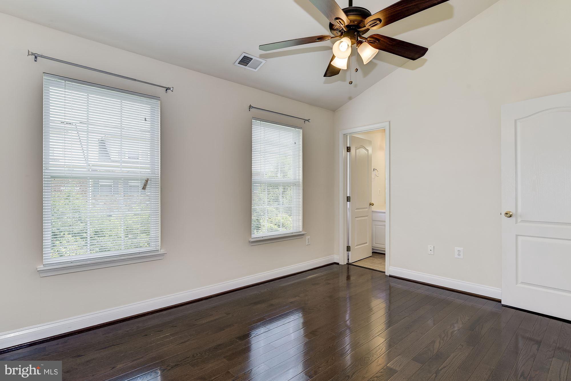 KING FARM - Residential Lease