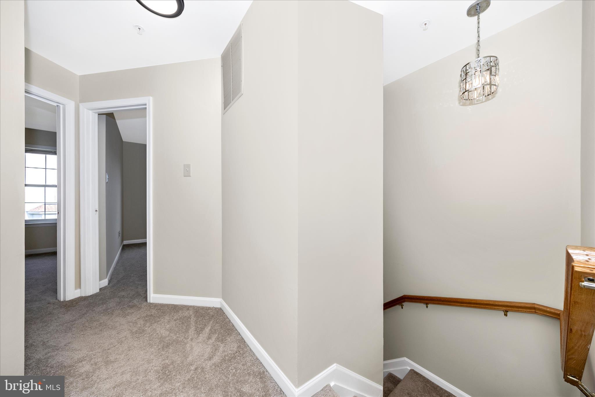 WHISPERING RIDGE - Residential