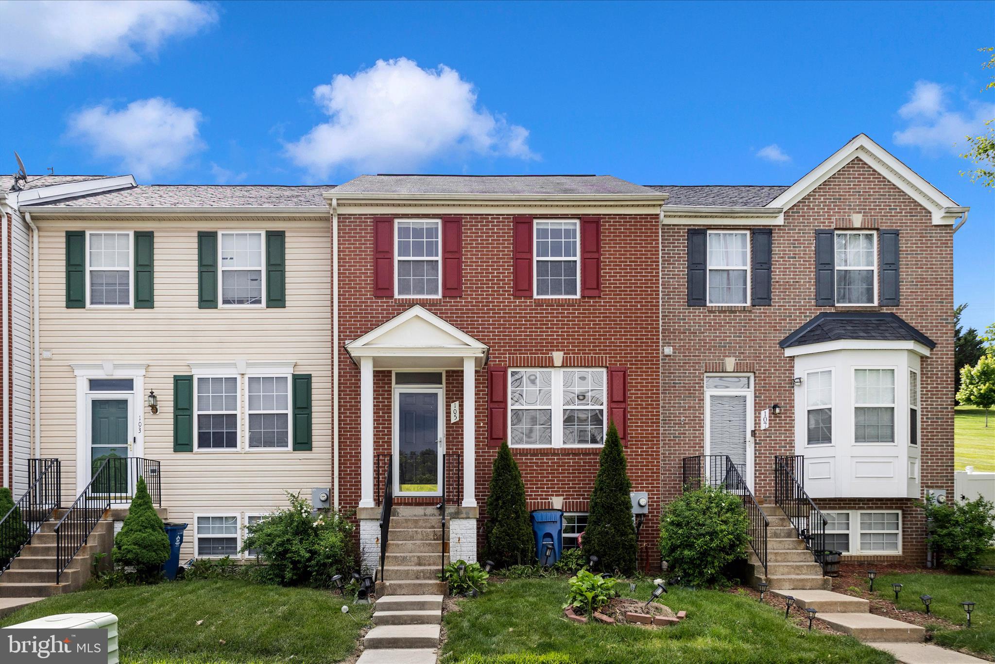 WHISPERING RIDGE - Residential