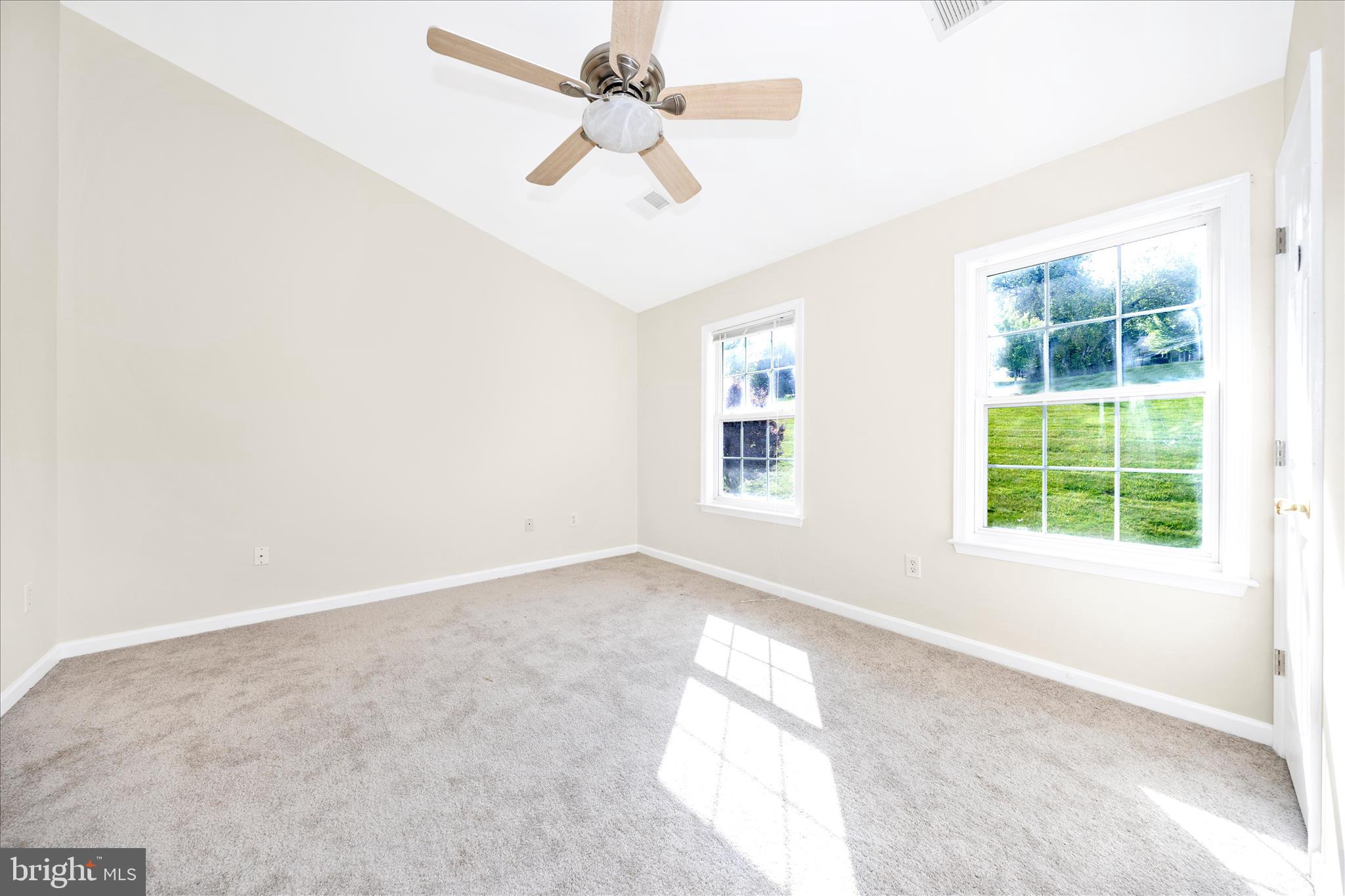 WHISPERING RIDGE - Residential