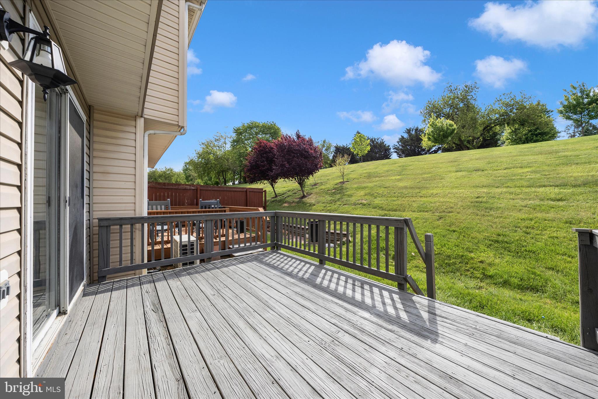 WHISPERING RIDGE - Residential