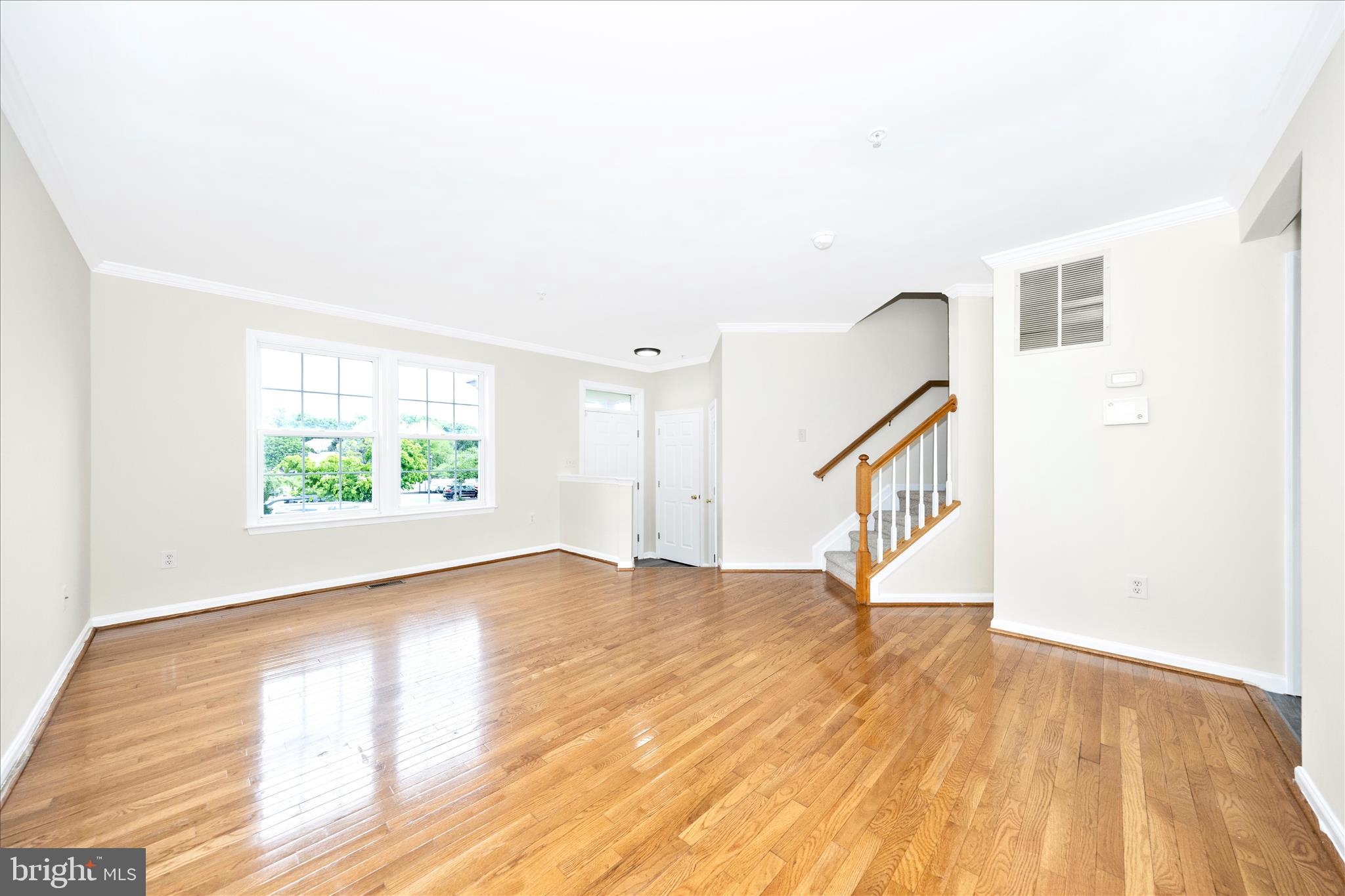 WHISPERING RIDGE - Residential