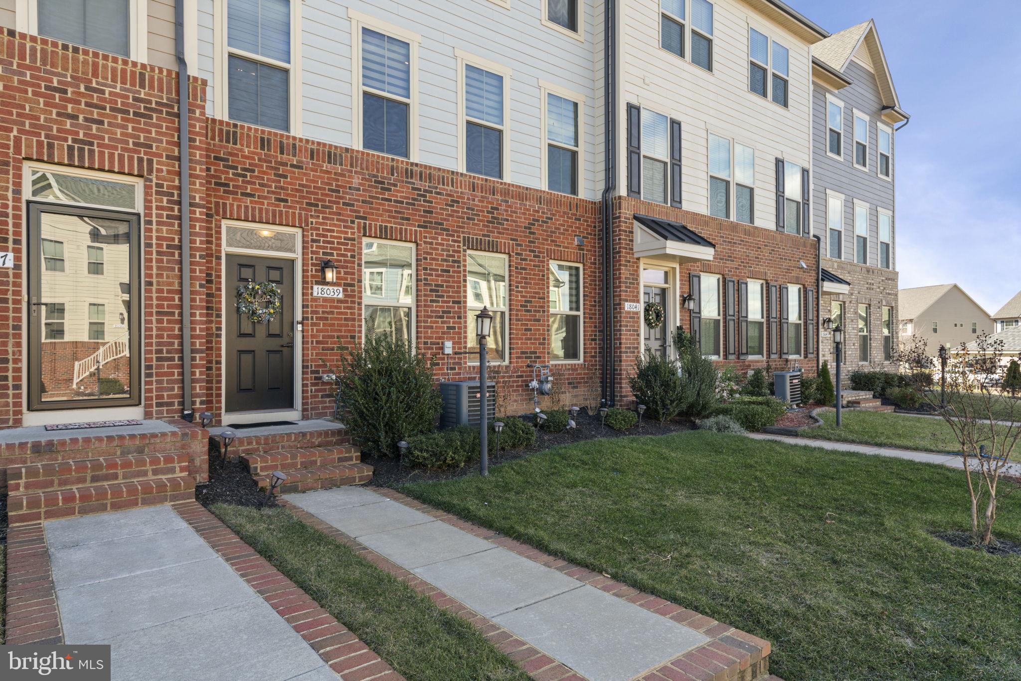 POTOMAC SHORES - Residential