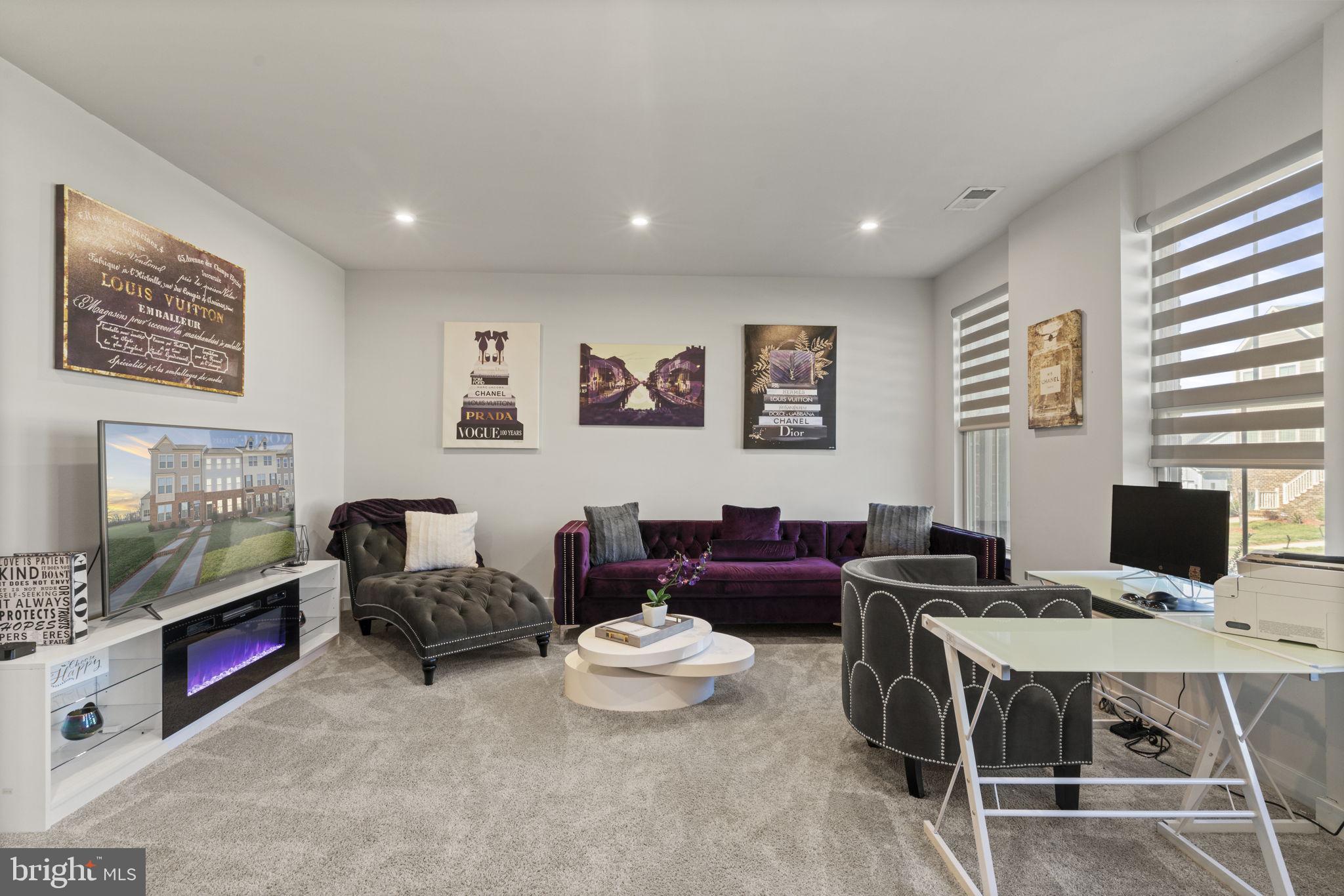 POTOMAC SHORES - Residential