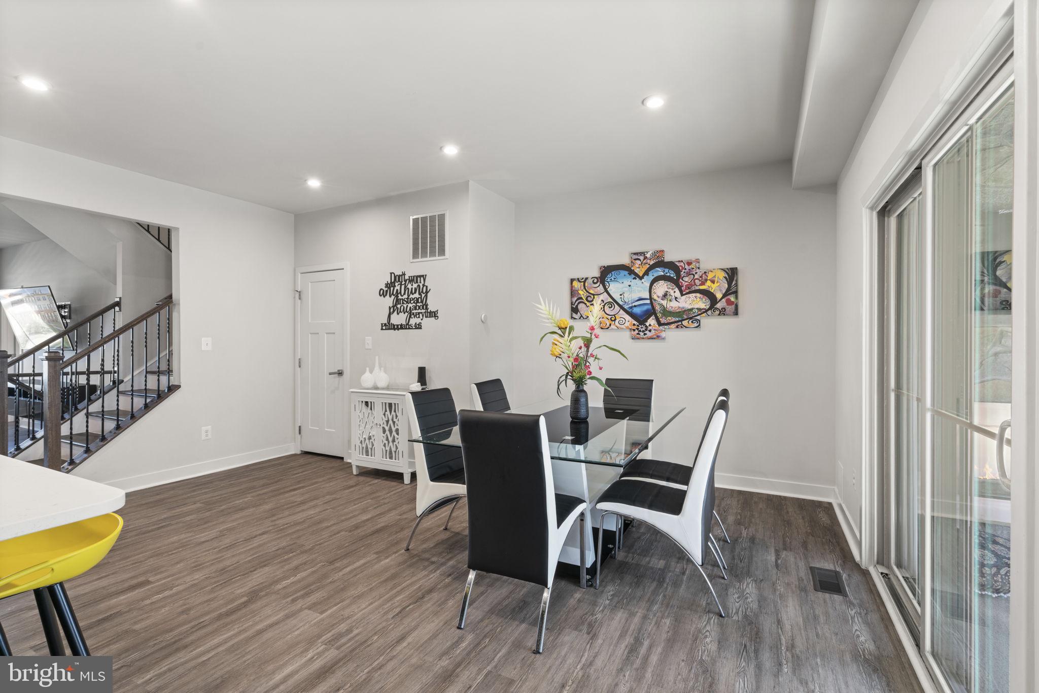 POTOMAC SHORES - Residential