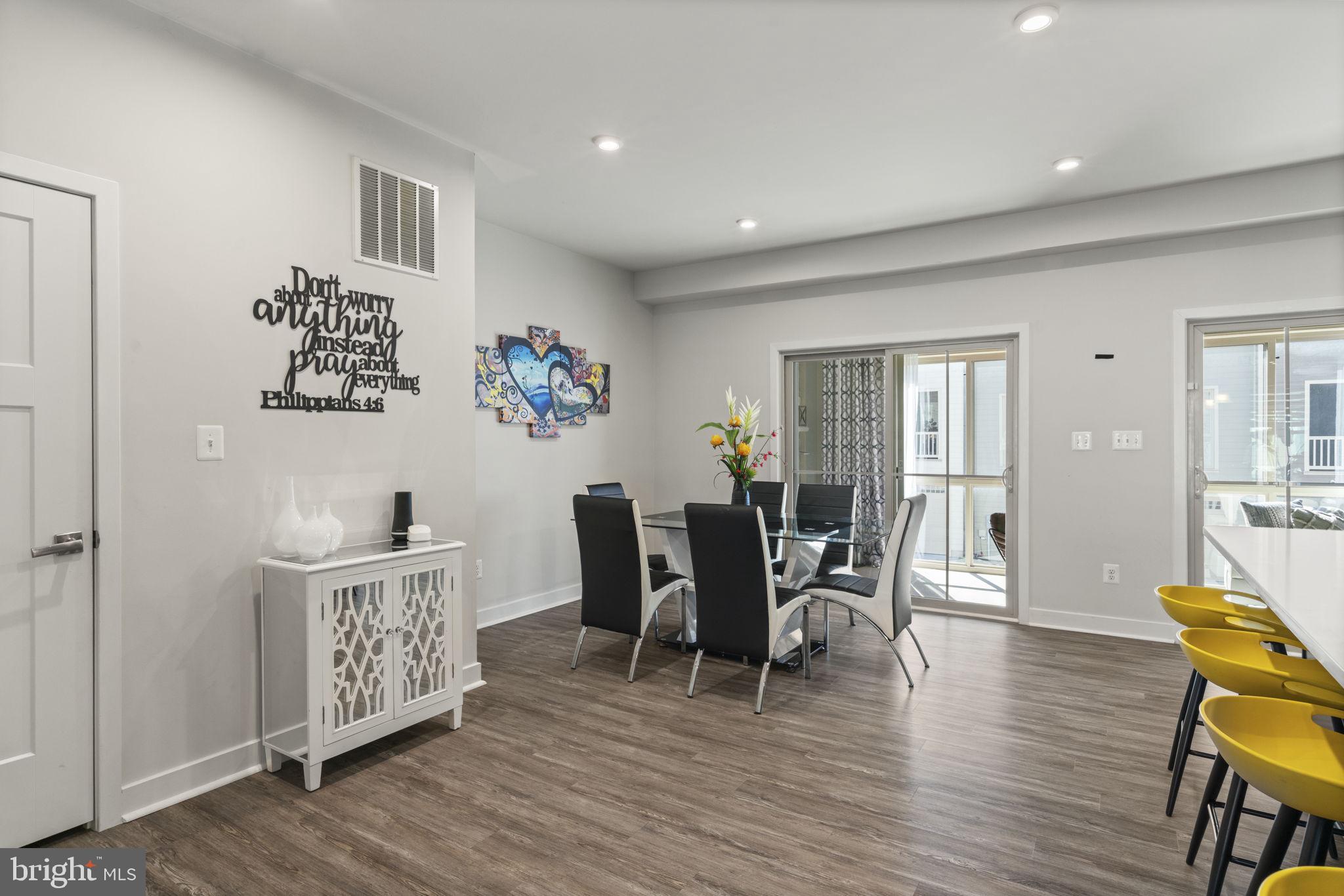 POTOMAC SHORES - Residential