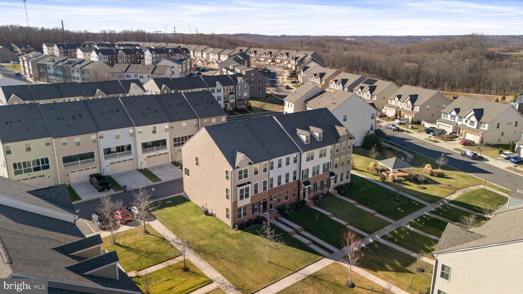 POTOMAC SHORES - Residential