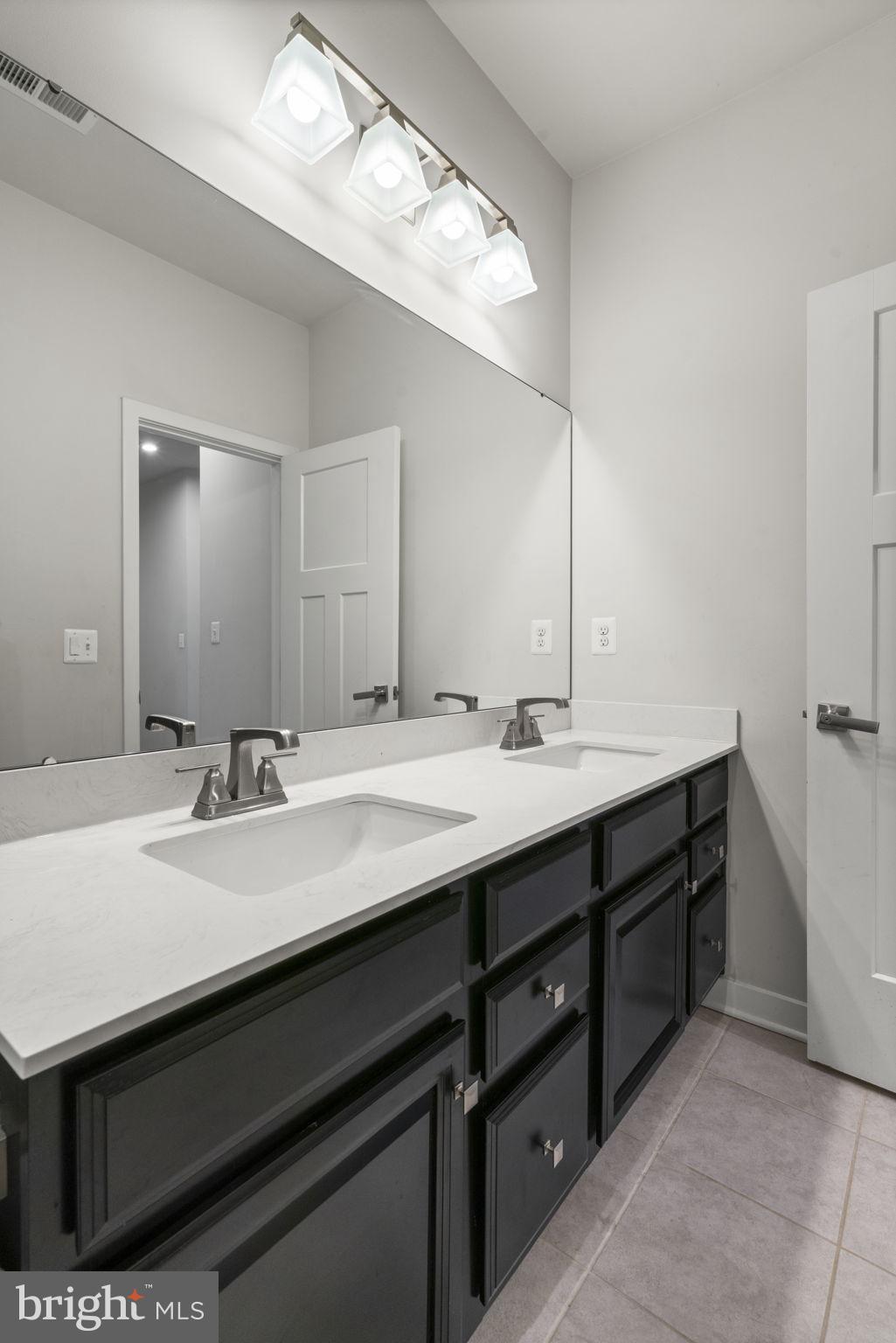 POTOMAC SHORES - Residential