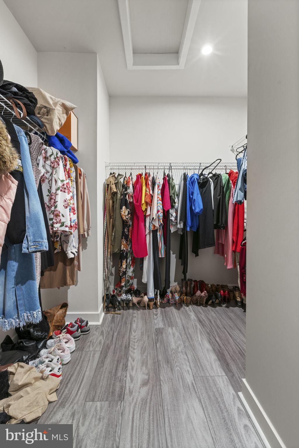 POTOMAC SHORES - Residential