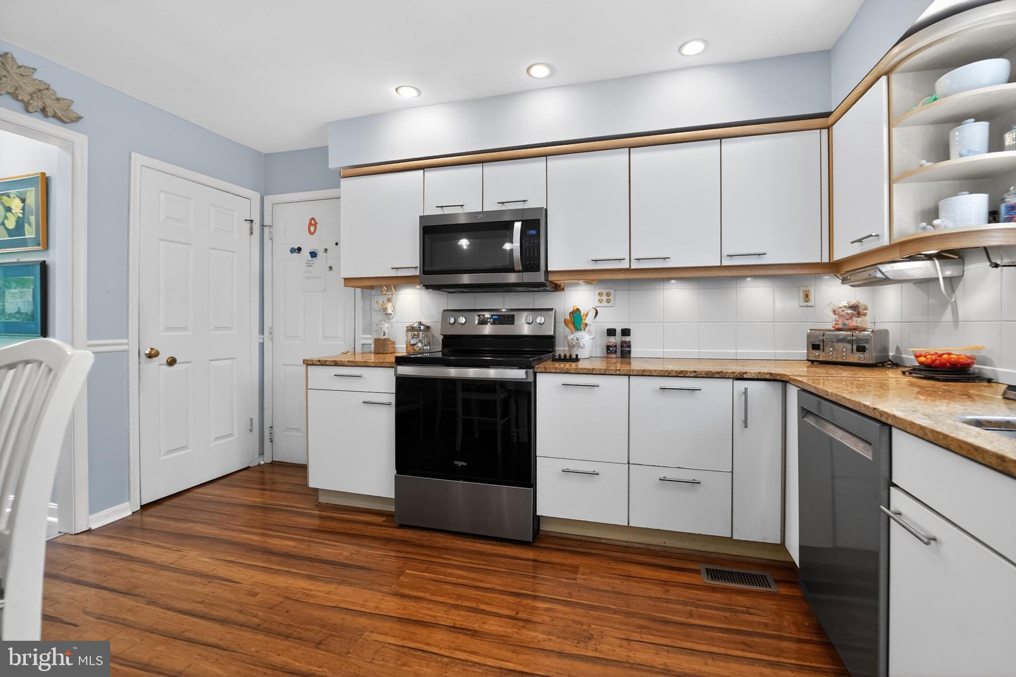 CLOVERFIELDS - Residential