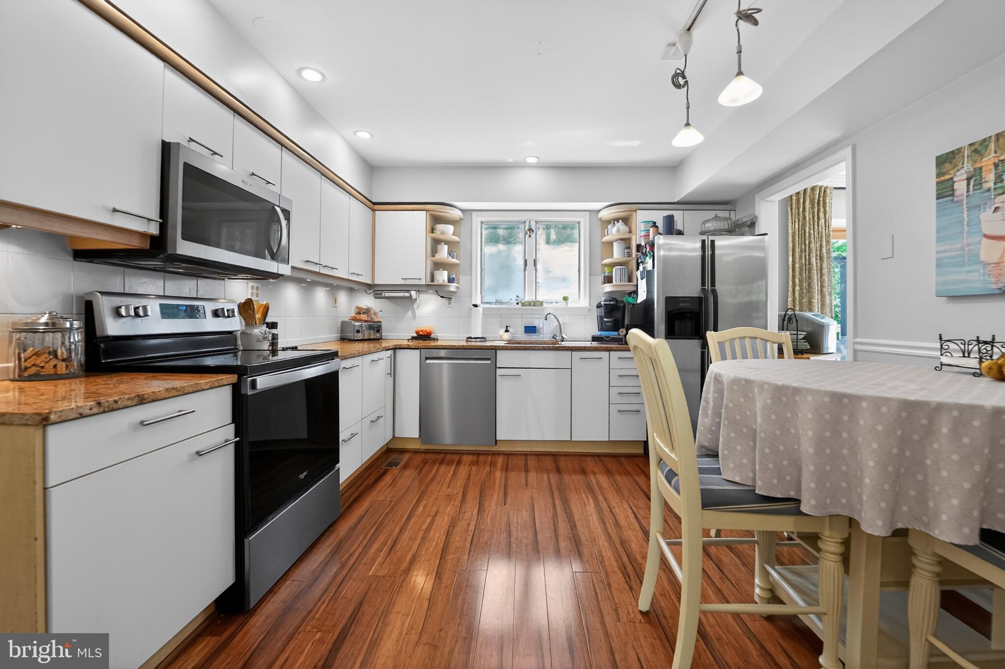 CLOVERFIELDS - Residential
