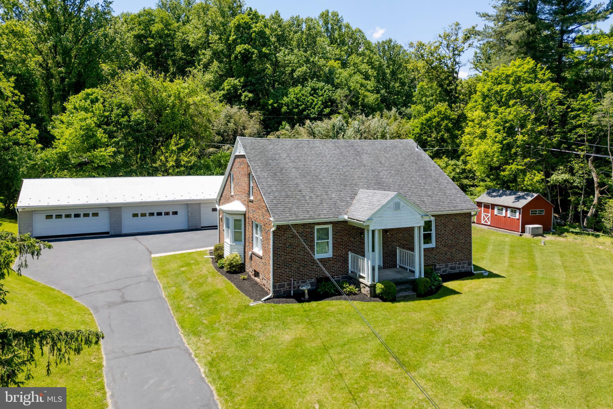 1104 ALLEGHENYVILLE ROAD