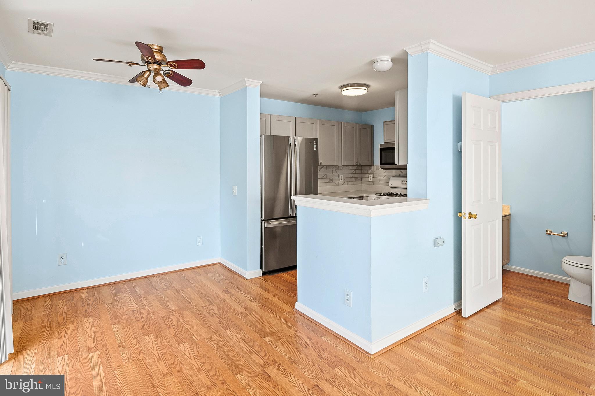 CLOVERLEAF COMMONS - Residential