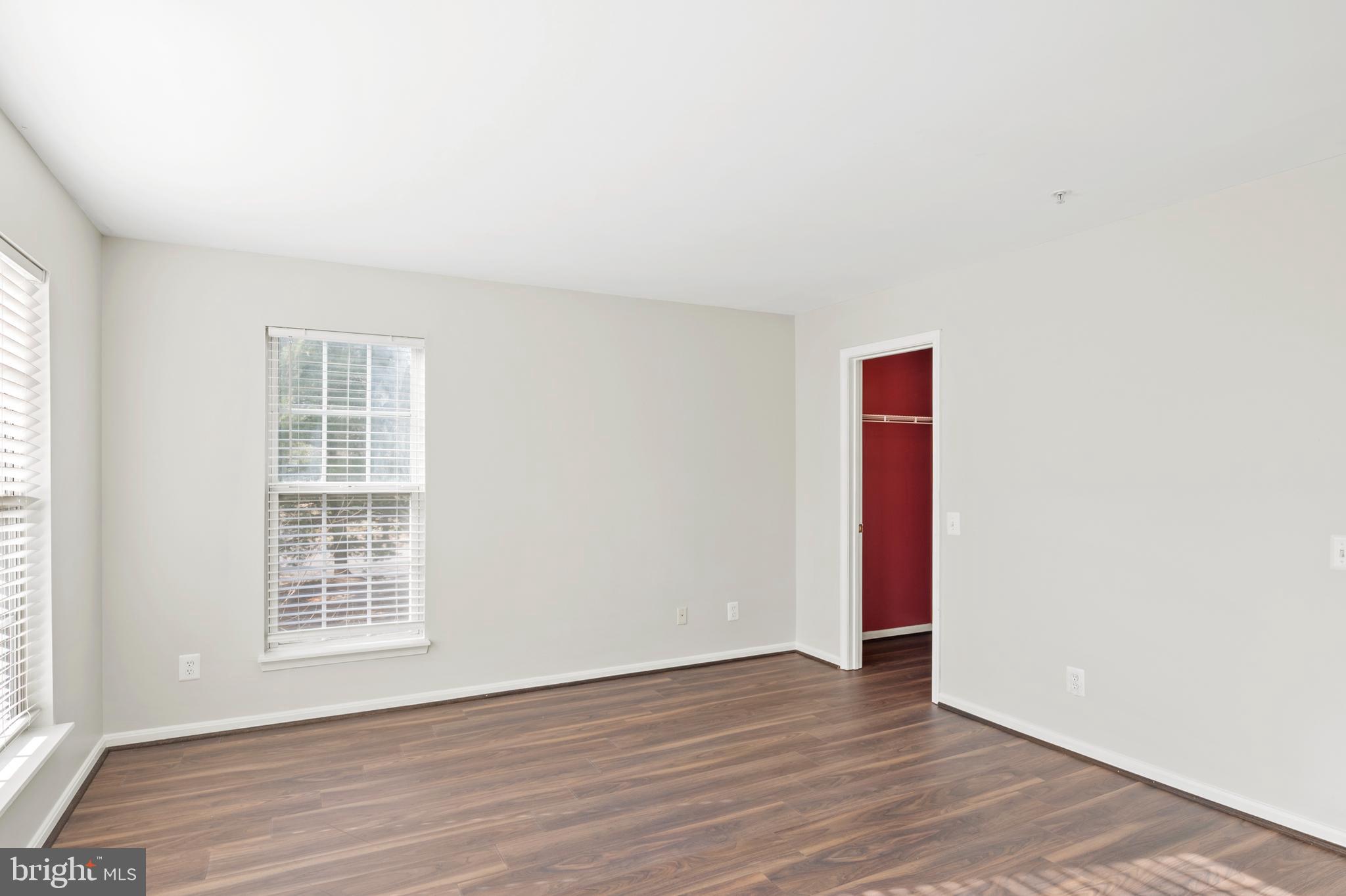 CLOVERLEAF COMMONS - Residential