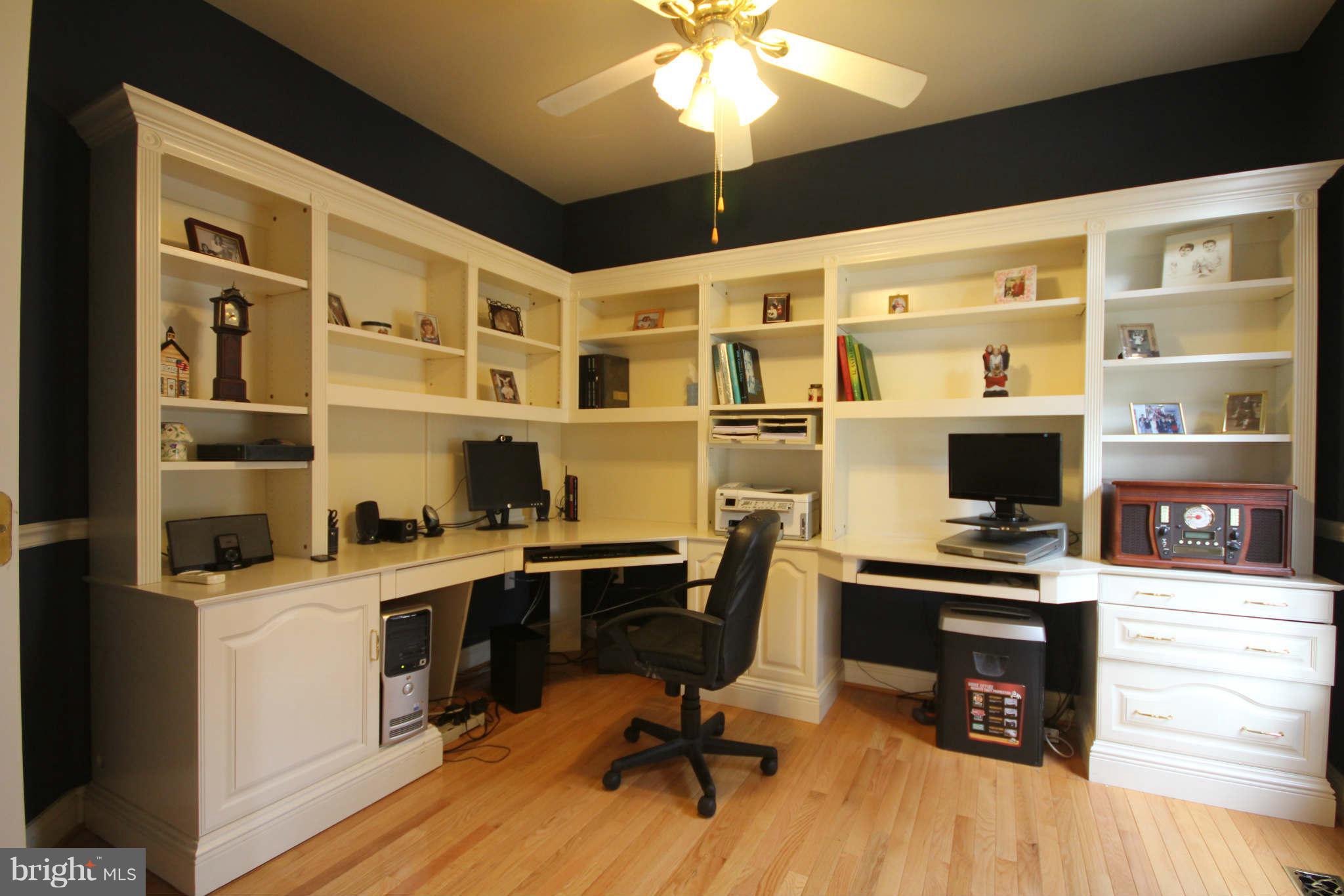 WALNEY ROAD - Residential