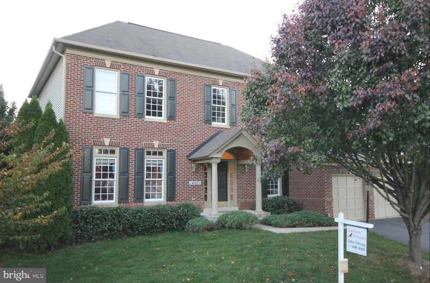 OASIS ESCAPE MINUTES FROM 66, 28, 50 | RARELY AVAIL 4 BR/4.5 BA OPEN FLOOR PLAN BELAIR MODEL | MAIN LVL HW, NEW CARPET & PAINT | SS APPL, EAT-IN KIT, BKFAST BAR | CUSTOMIZED 2ND LVL FLOORPLAN W/OVERSIZED BDRMS, LAUNDRY RM | MSTR SUITE TRAY CEILINGS, HIS/HER CLOSETS | ENORMOUS BSMT REC ROOM, DEN DOUBLES AS BDRM | OUTDOOR LIVING W/ENCLOSED PORCH, COMPOSITE DECK, BACKS TO TREE