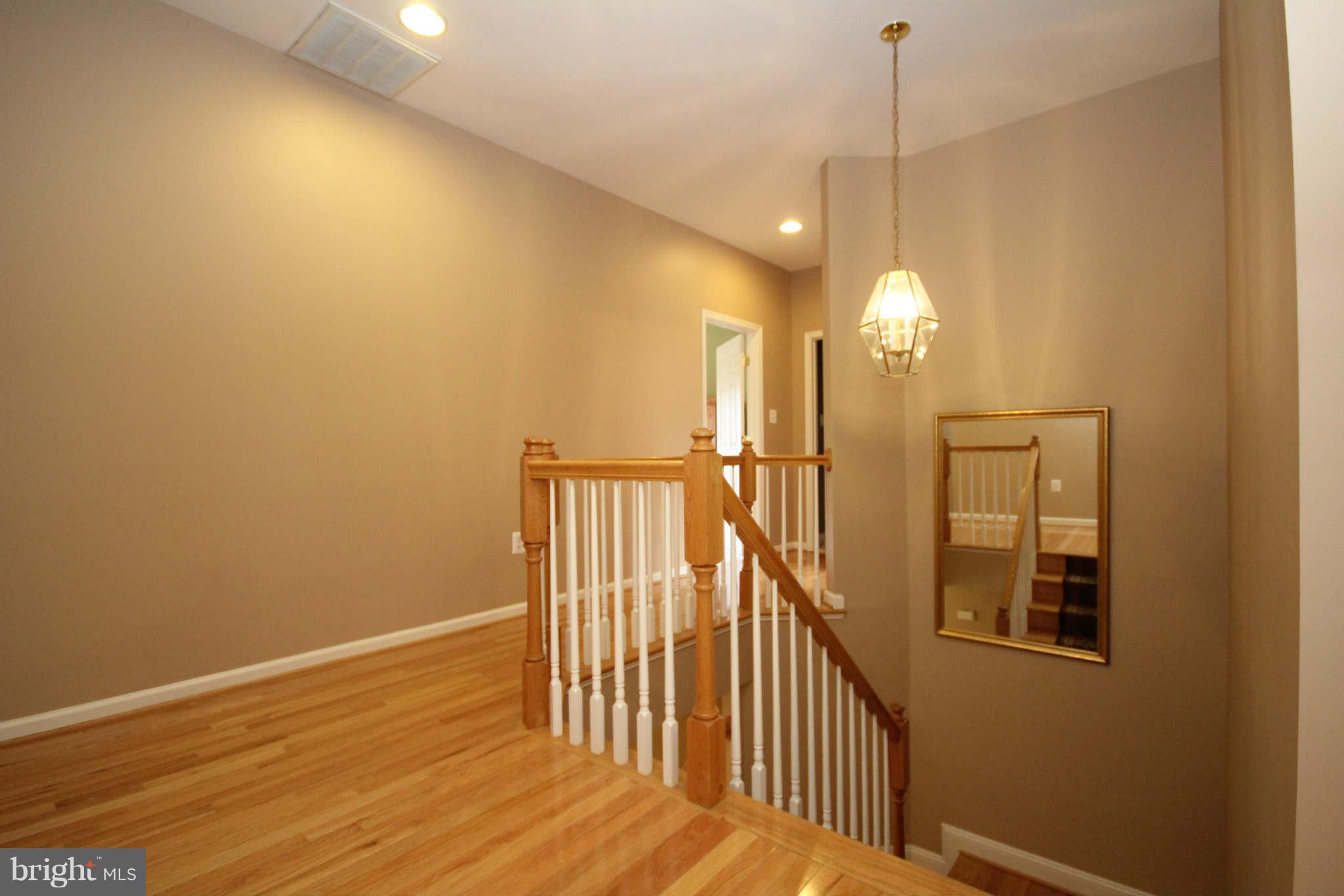 WALNEY ROAD - Residential