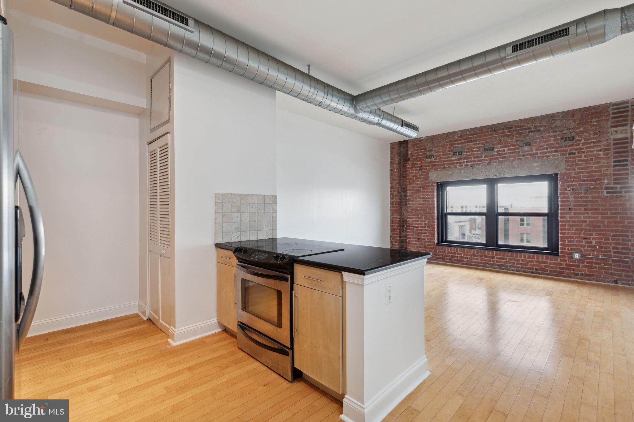 1100 S BROAD STREET 00 513A