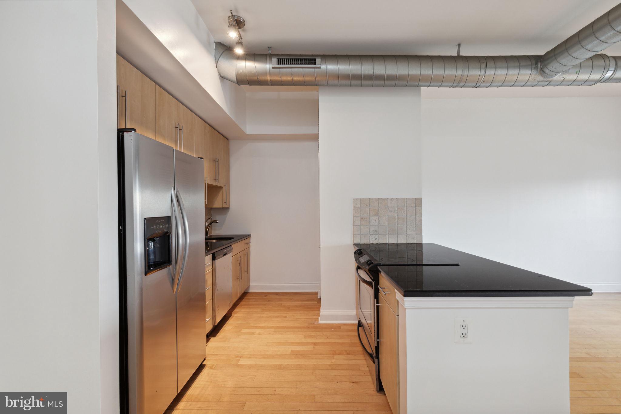 AVENUE OF THE ARTS - Residential