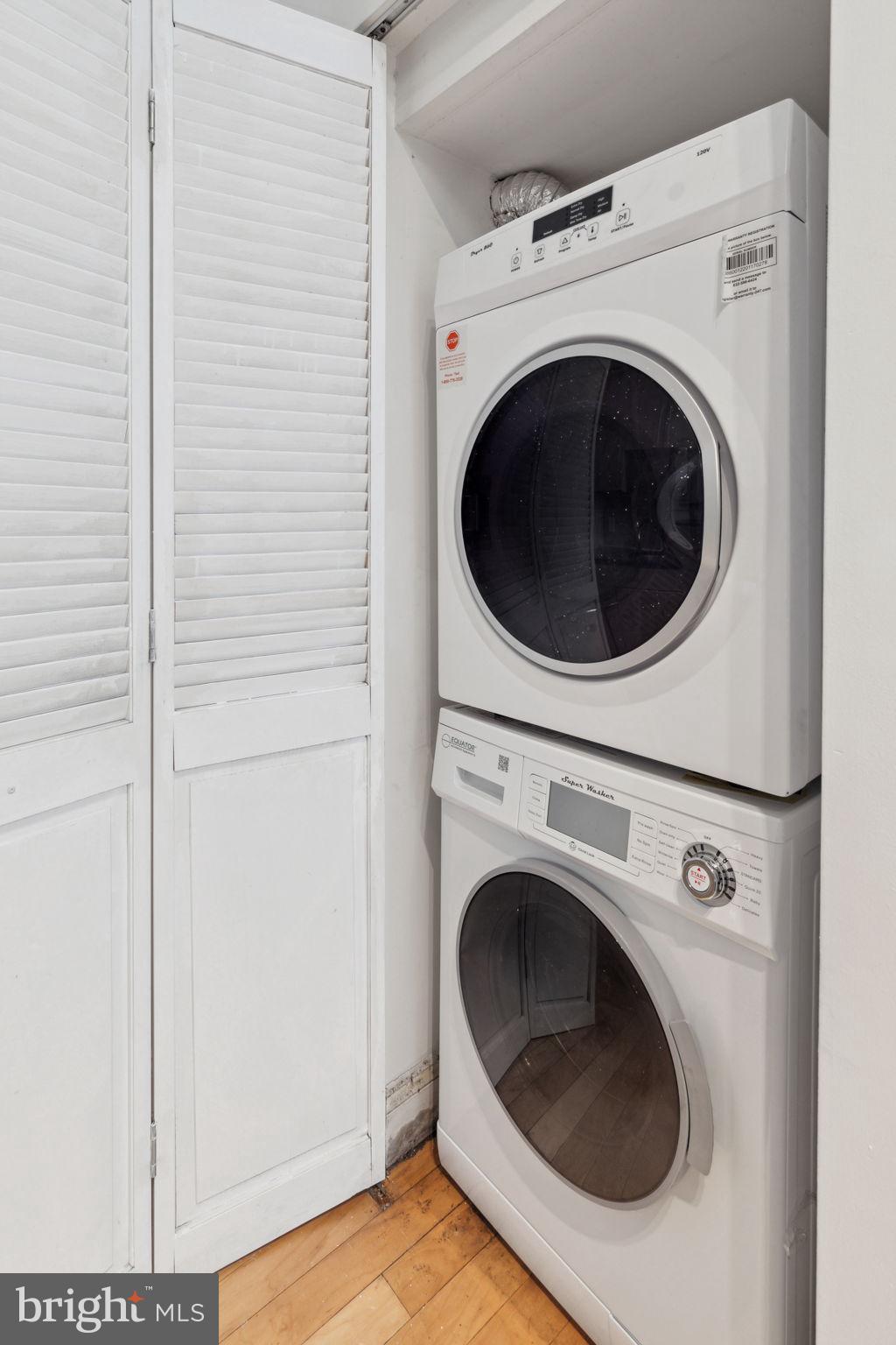 AVENUE OF THE ARTS - Residential