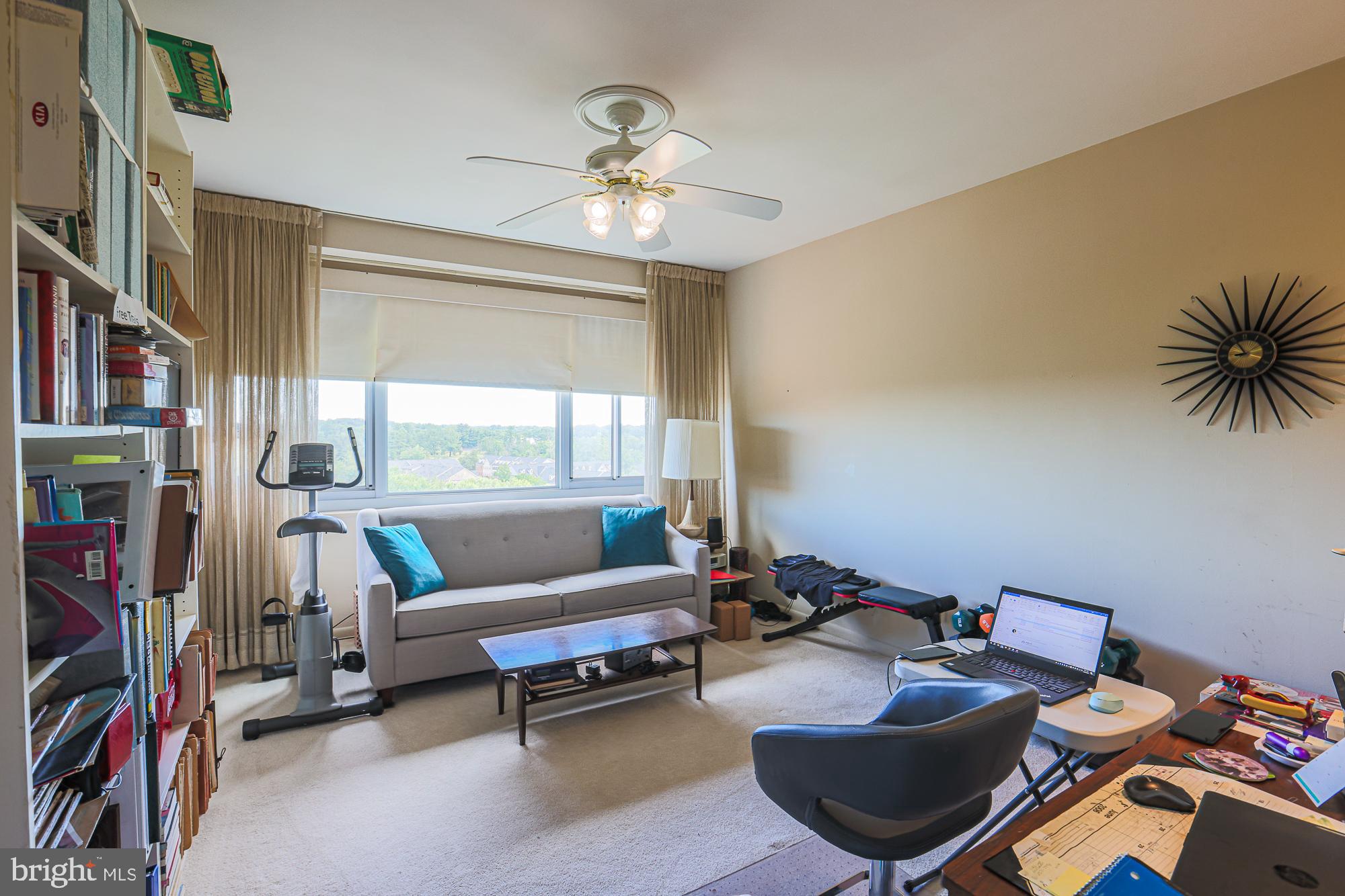 ELEVEN SLADE - Residential