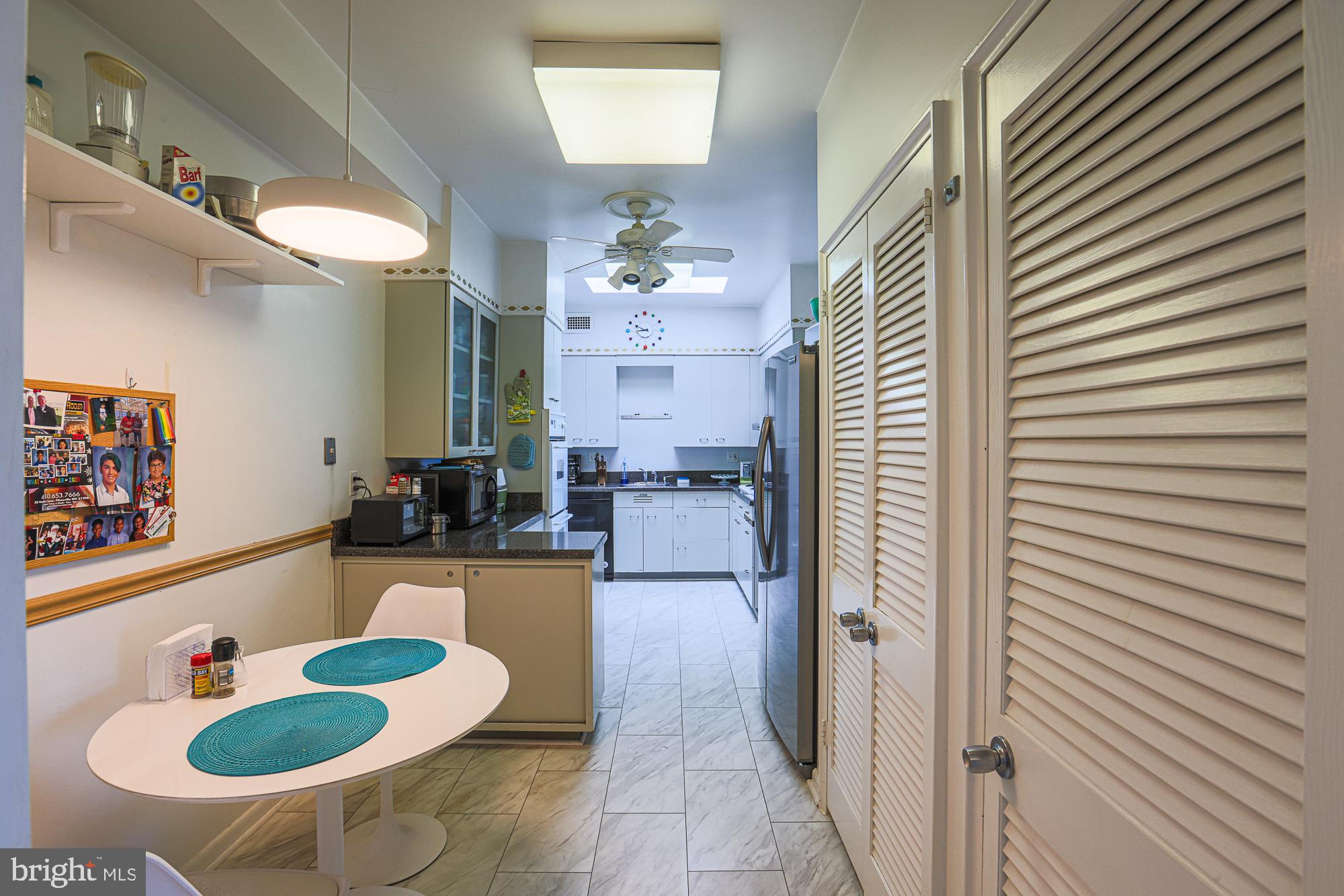 ELEVEN SLADE - Residential