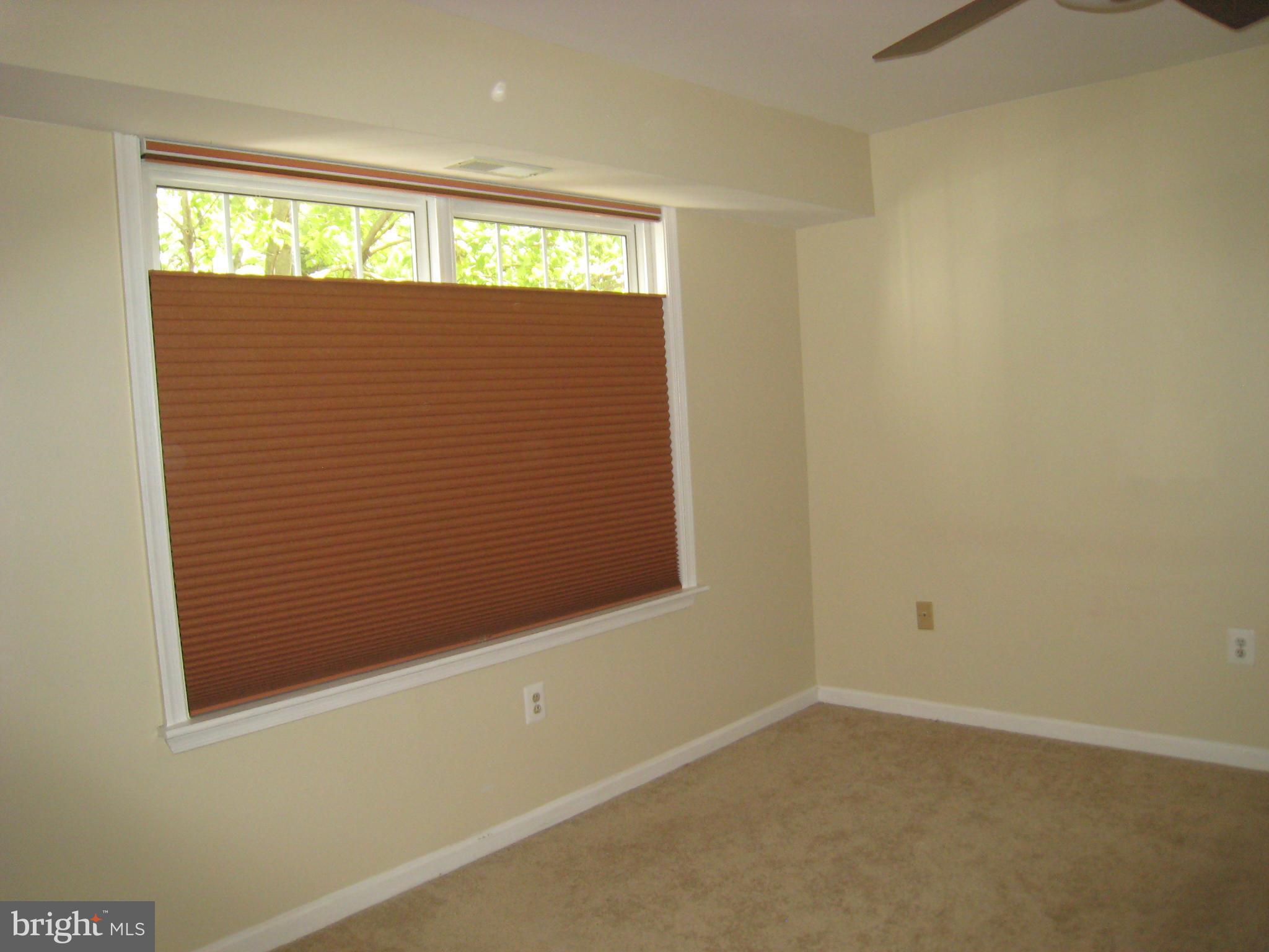 SURREY AT MANCHESTER LAKES - Residential